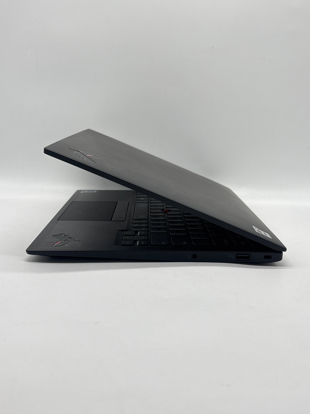 Lenovo ThinkPad X1 Carbon Gen 9 14" i5-1145G7 32GB RAM 256GB SSD - Used