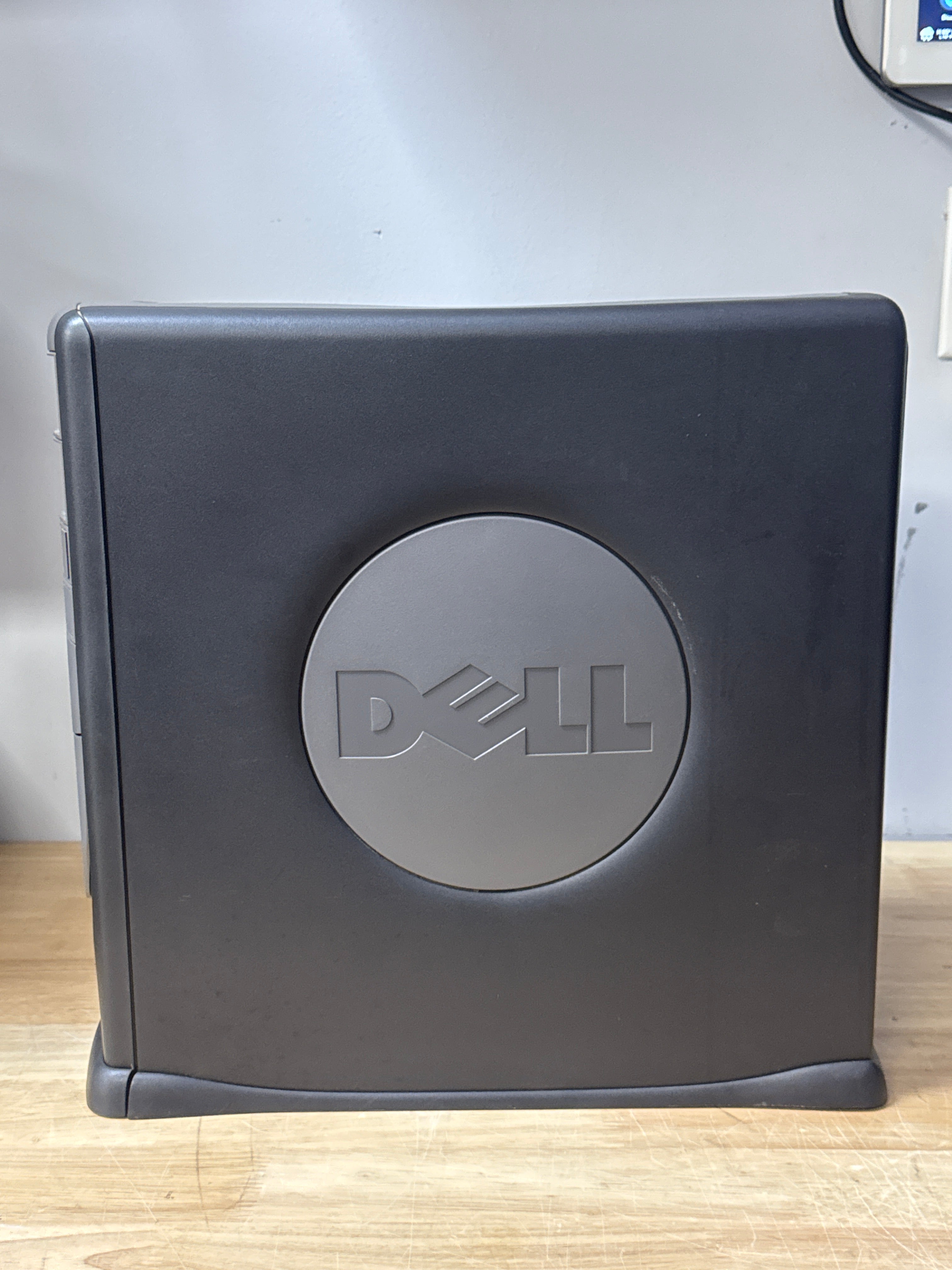Dell Dimension 8300 Tower Desktop Intel Pentium 4 3GHz 256MB RAM No HDD No OS