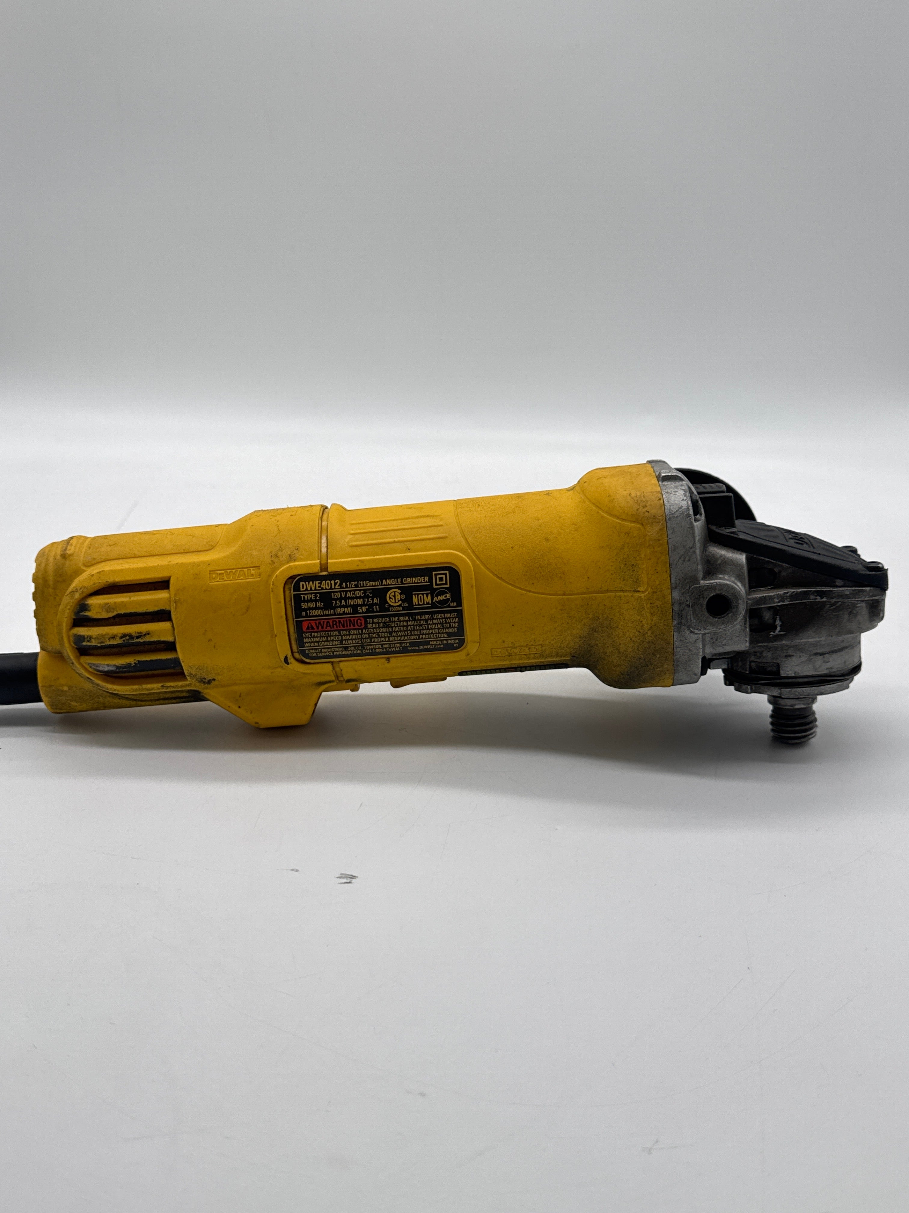 DEWALT DWE4012 120V 4-1/2" Corded Angle Grinder - For Parts (No Button)