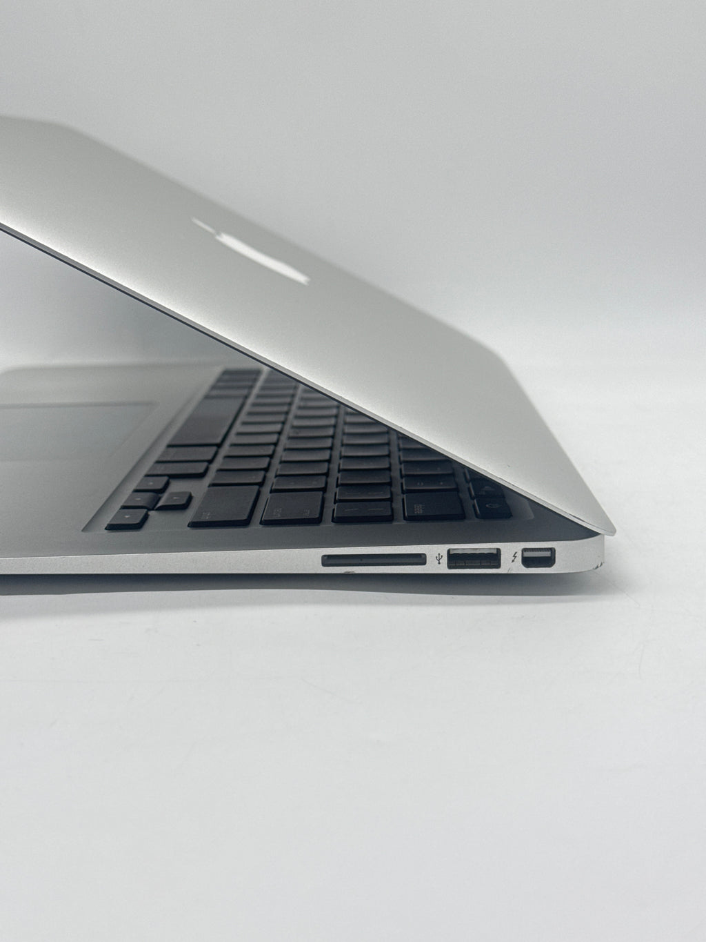 Apple MacBook Air 13" A1466 2017 i5 8GB RAM 128GB SSD Silver No OS