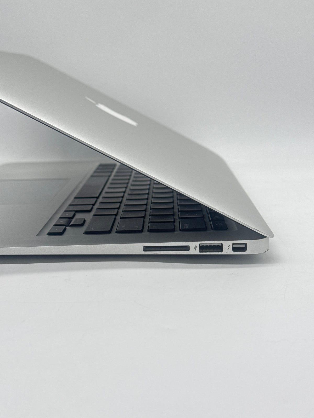 Apple MacBook Air 13" A1466 2017 i5 8GB RAM 128GB SSD Silver No OS