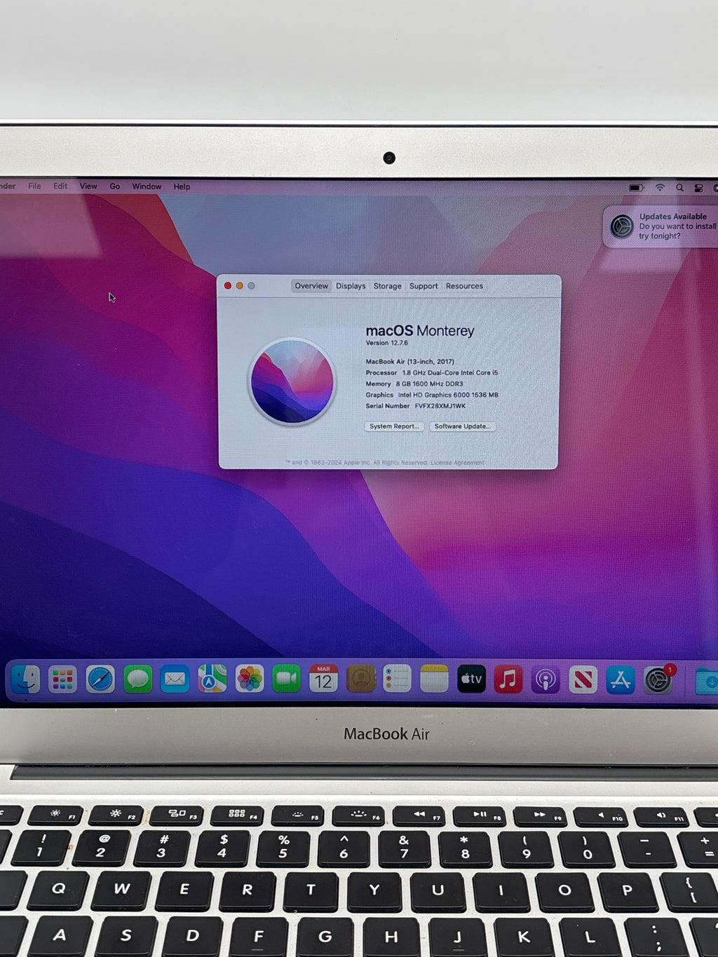 Apple MacBook Air 13" Intel i5 A1466 8GB RAM 128GB SSD - Used