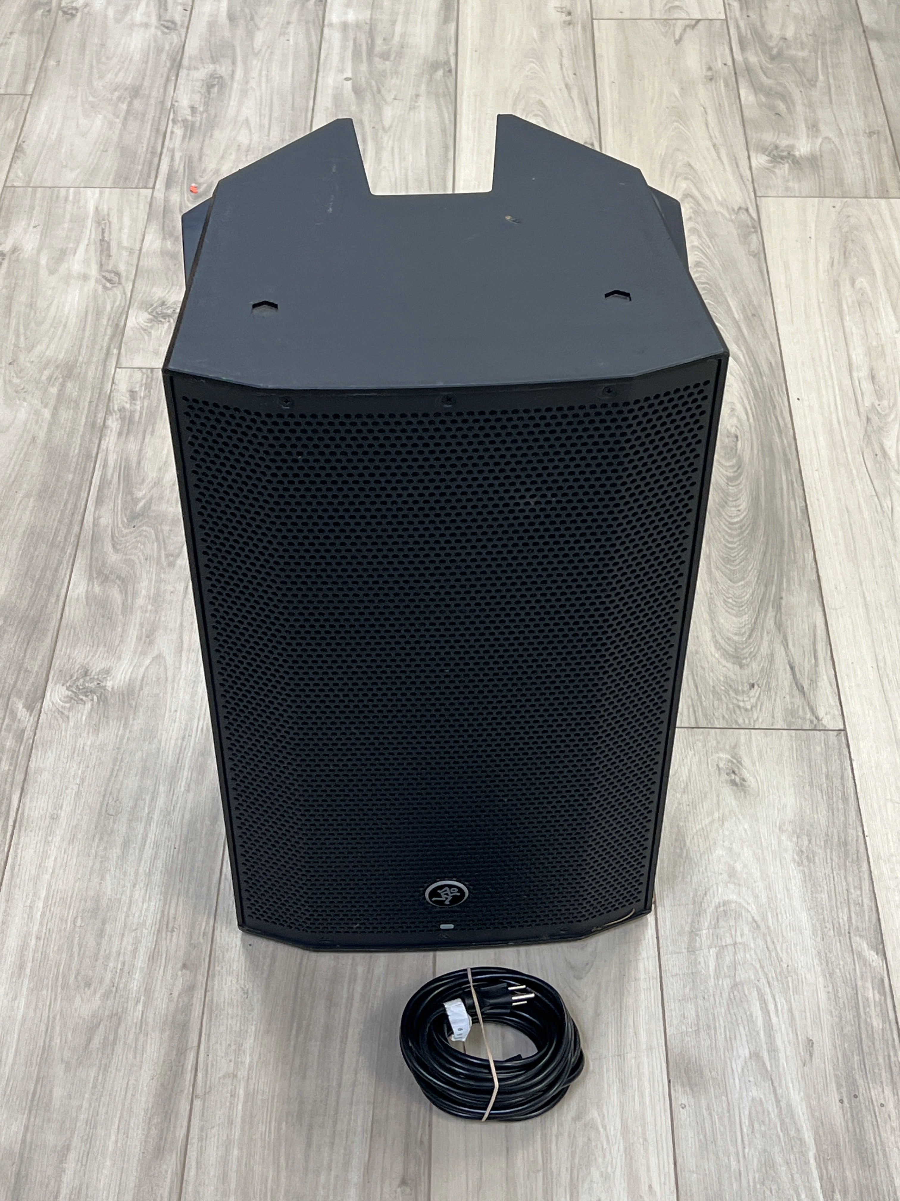 Mackie Thump 12A Powered PA Speaker Black Used