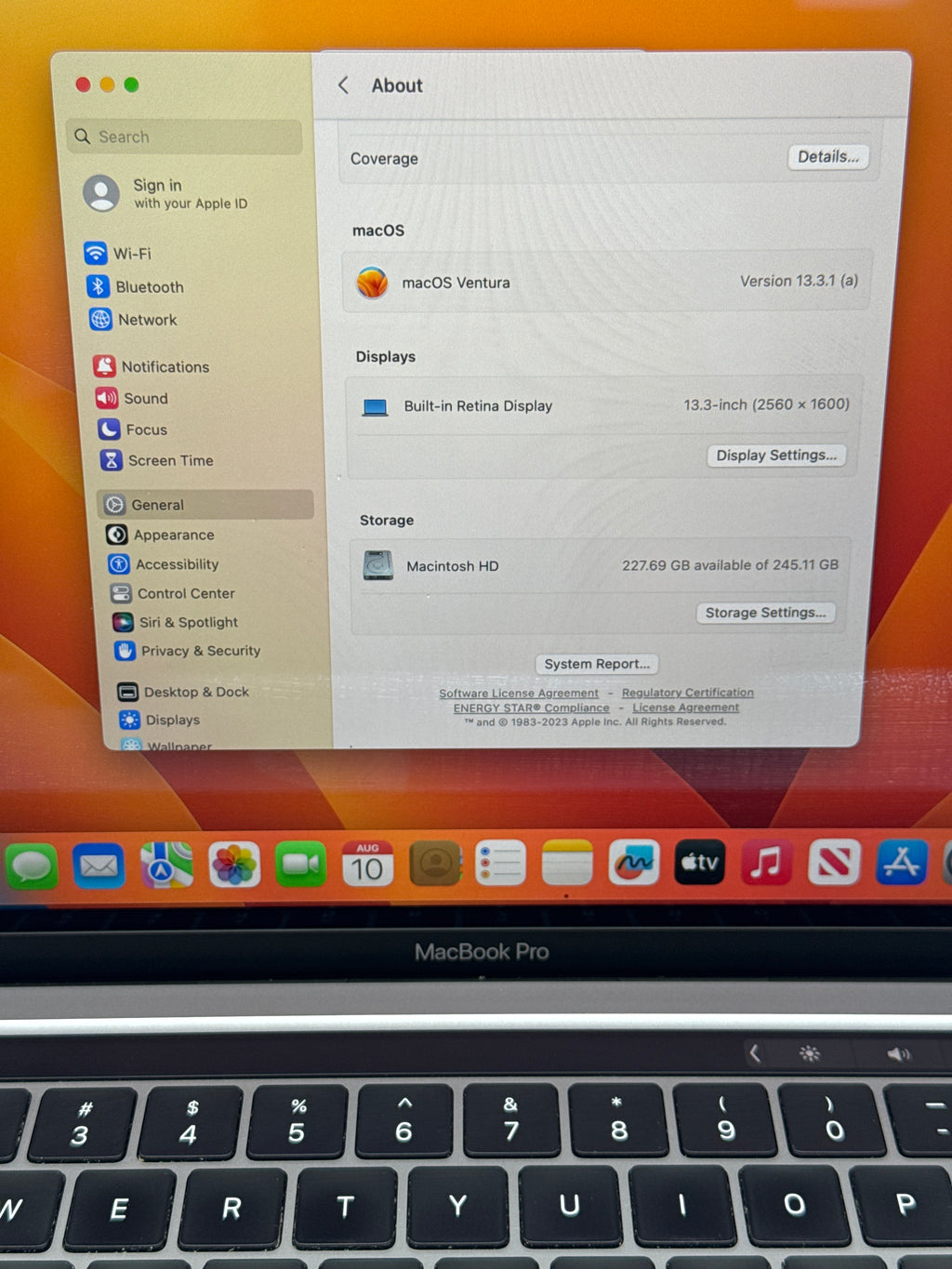 Apple MacBook Pro 13" A2338 M1 8GB RAM 256GB SSD Space Gray - Used