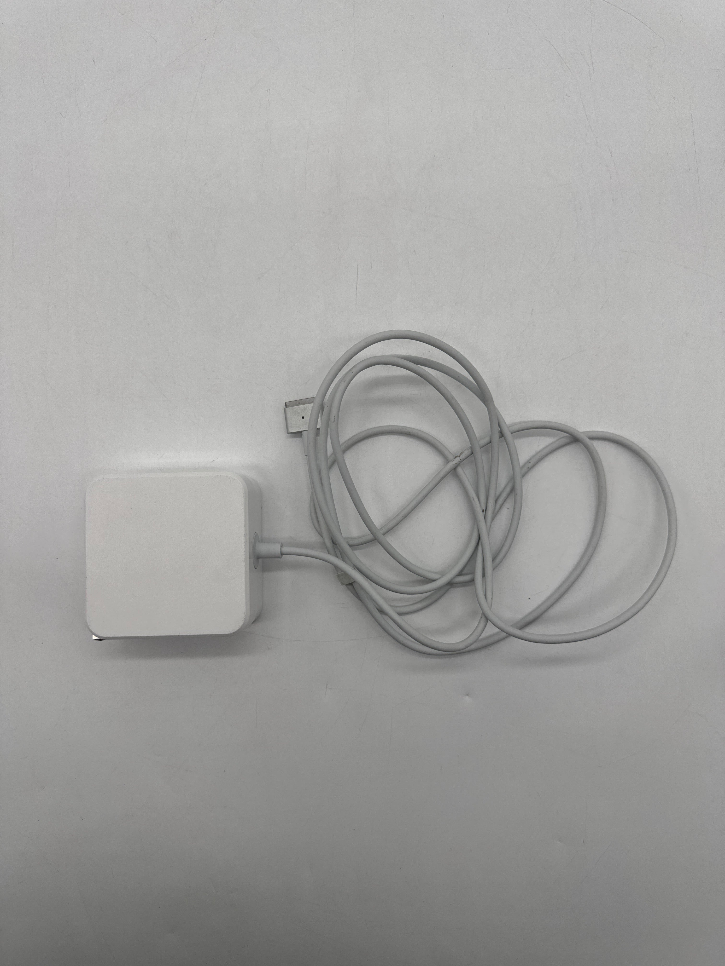 Apple MacBook Air 13" A1466 2015 i5 1.6 GHz 4GB RAM 128GB SSD