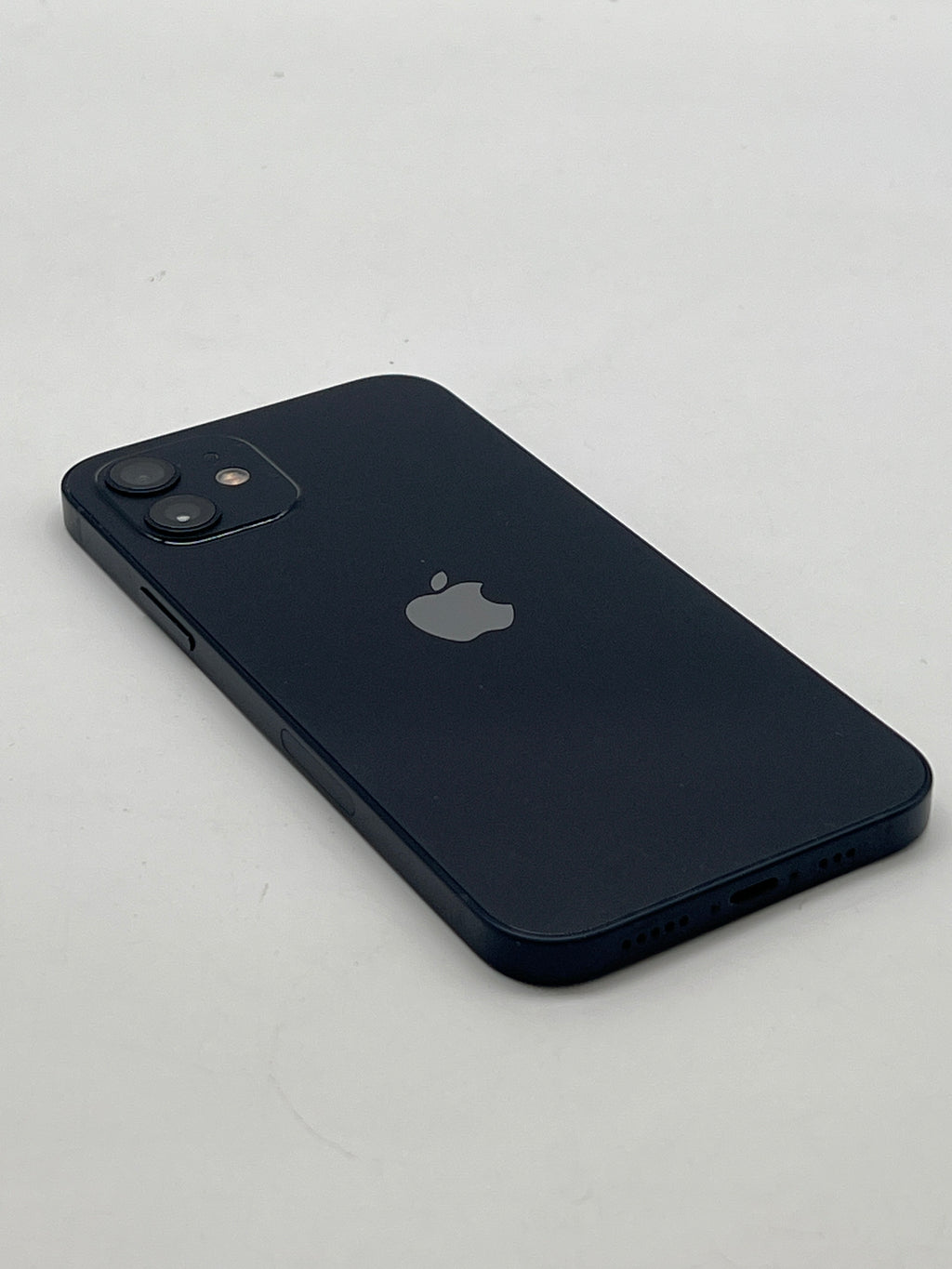 Apple iPhone 12 64GB Unlocked Black - Used