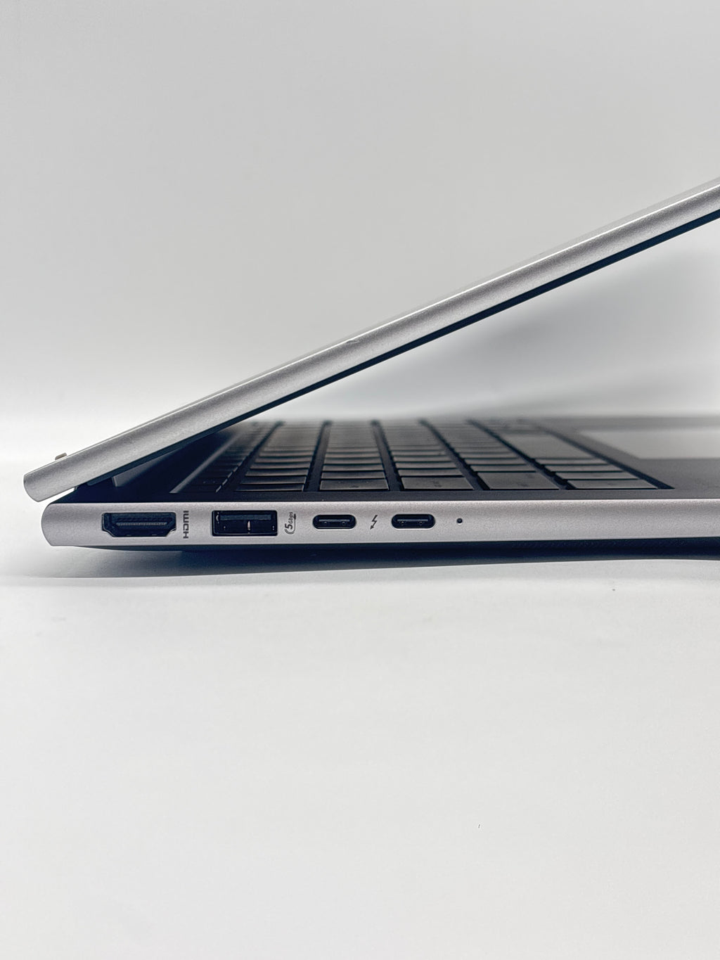 HP ZBook FireFly G11 Ryzen 5 Pro 8640HS 32GB RAM 256GB SSD