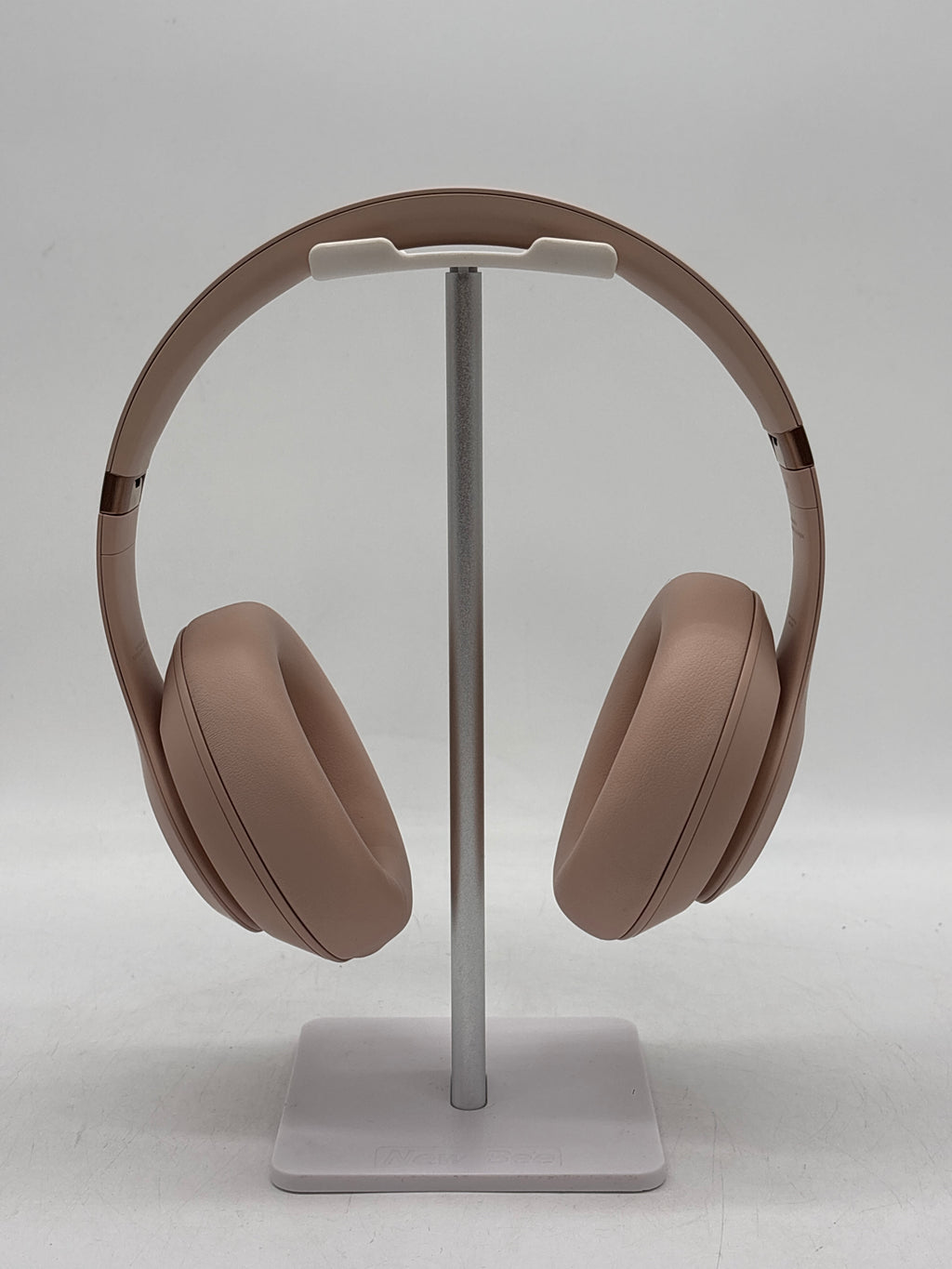Beats Studio Pro x Kim Kardashian Bluetooth Noise Cancelling Headphones - Used