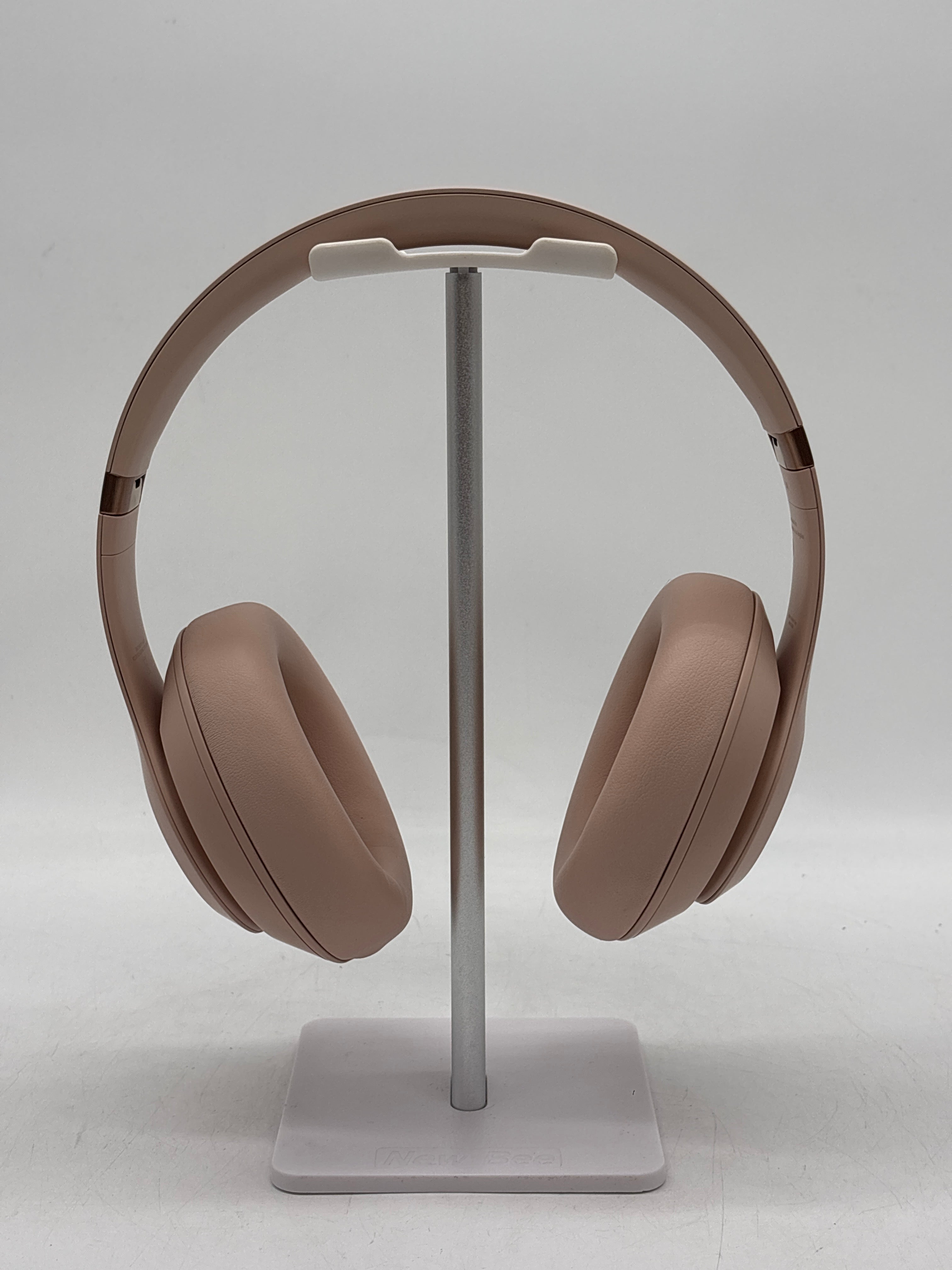 Beats Studio Pro x Kim Kardashian Bluetooth Noise Cancelling Headphones - Used