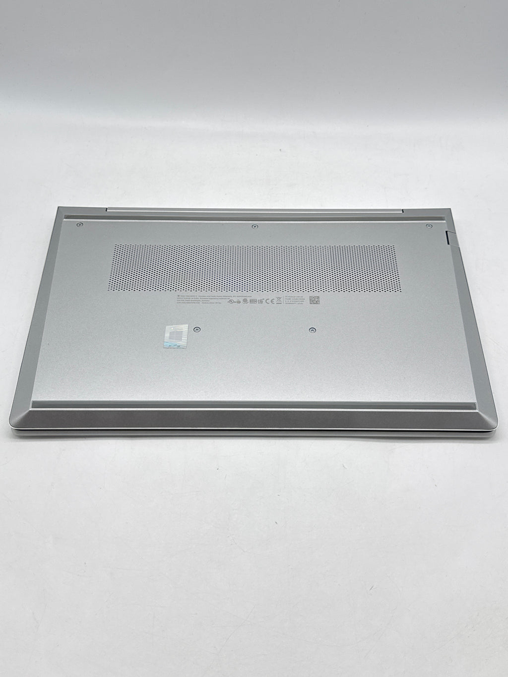 HP ProBook 440 G8 Core i5-1135G7 16GB RAM 512GB SSD - For Parts