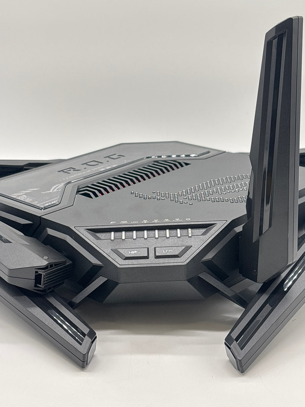 Asus ROG Rapture GT-BE98 Pro Black Tri-Band Router 4800 Used With Box