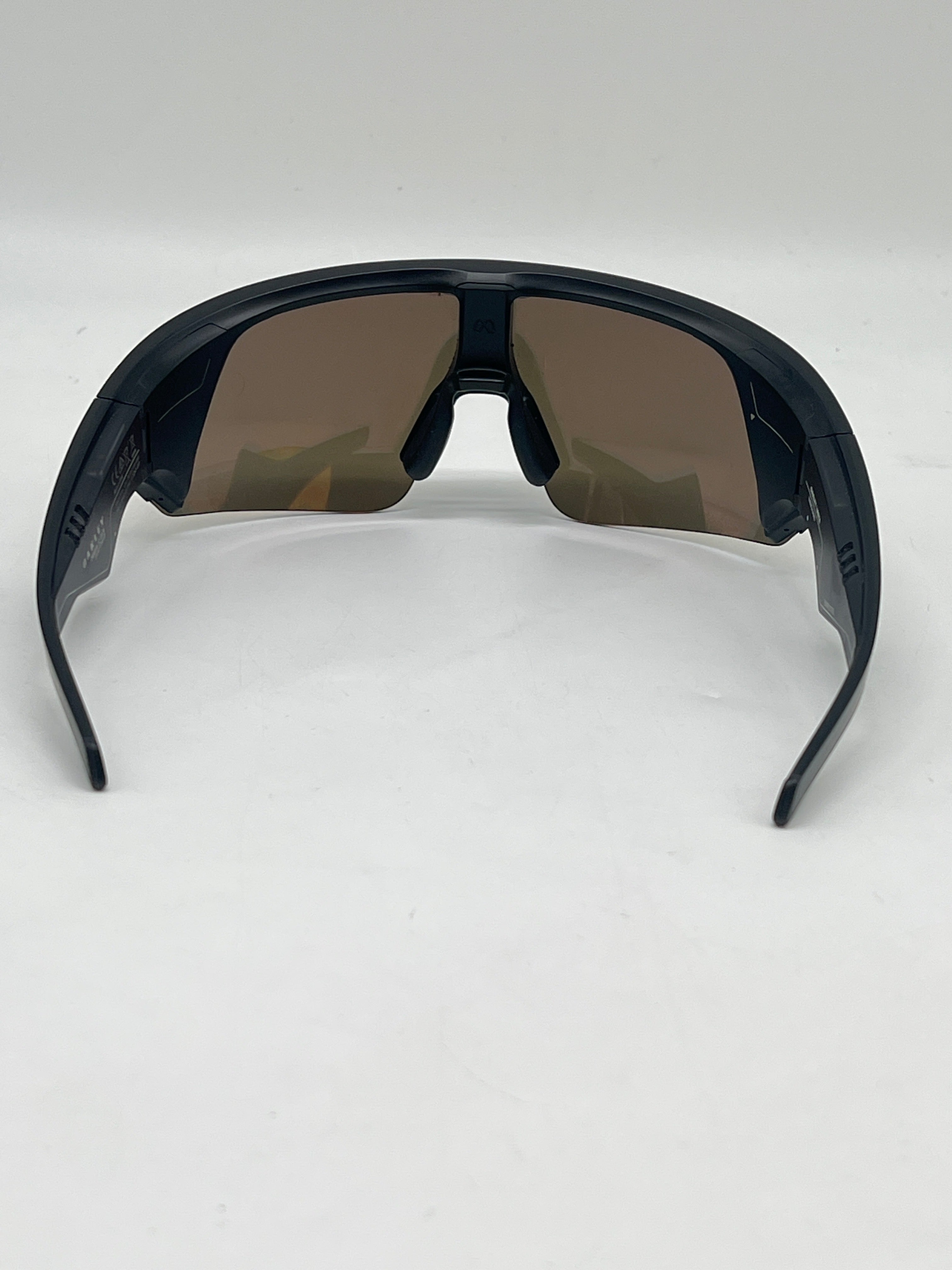 Oakley Meta Vanguard Black Frame Prizm 24K Lenses Smart Glasses W/o Case - Used