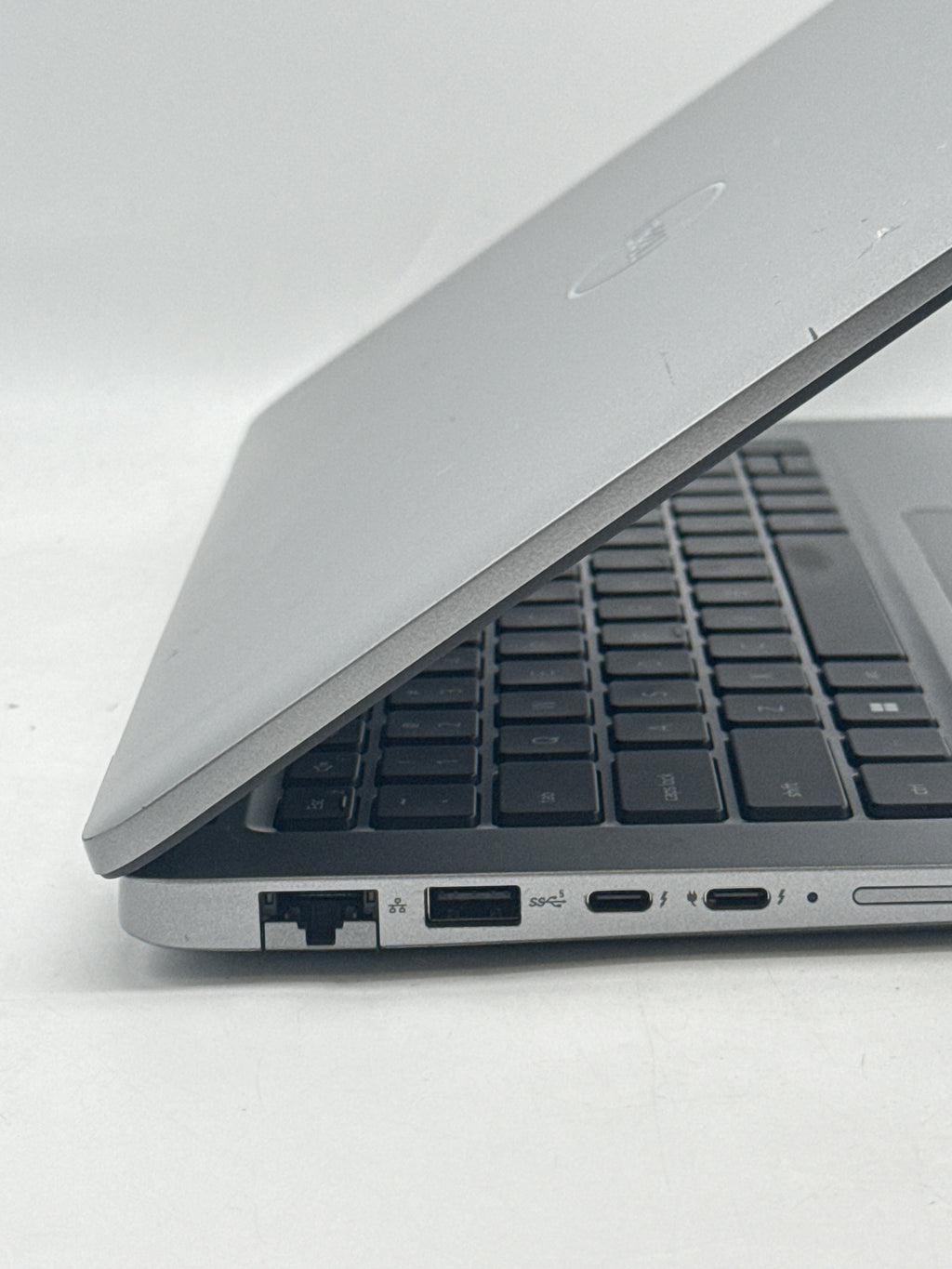 Dell Latitude 5440 i5-1335U 16GB RAM 256GB SSD - Used