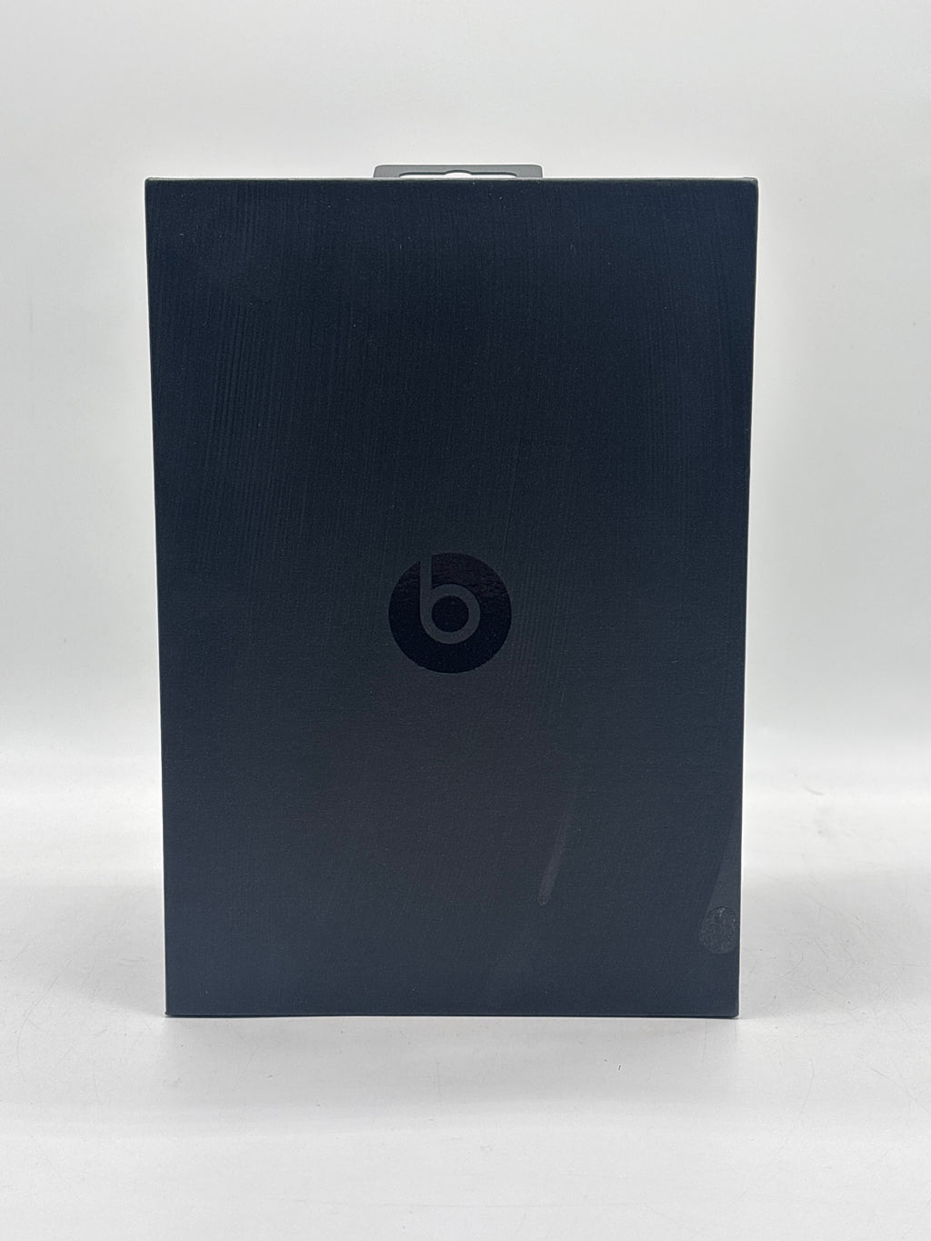 Beats Studio3 Wireless Over-Ear Headphones White with Carrying Case