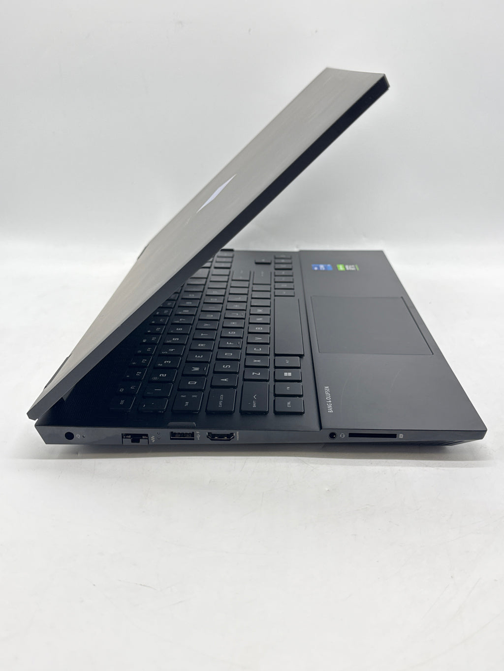 HP Omen 15-ek1xxx Core i7 11800H 8GB RAM 512GB SSD RTX 3060 - Bad Battery