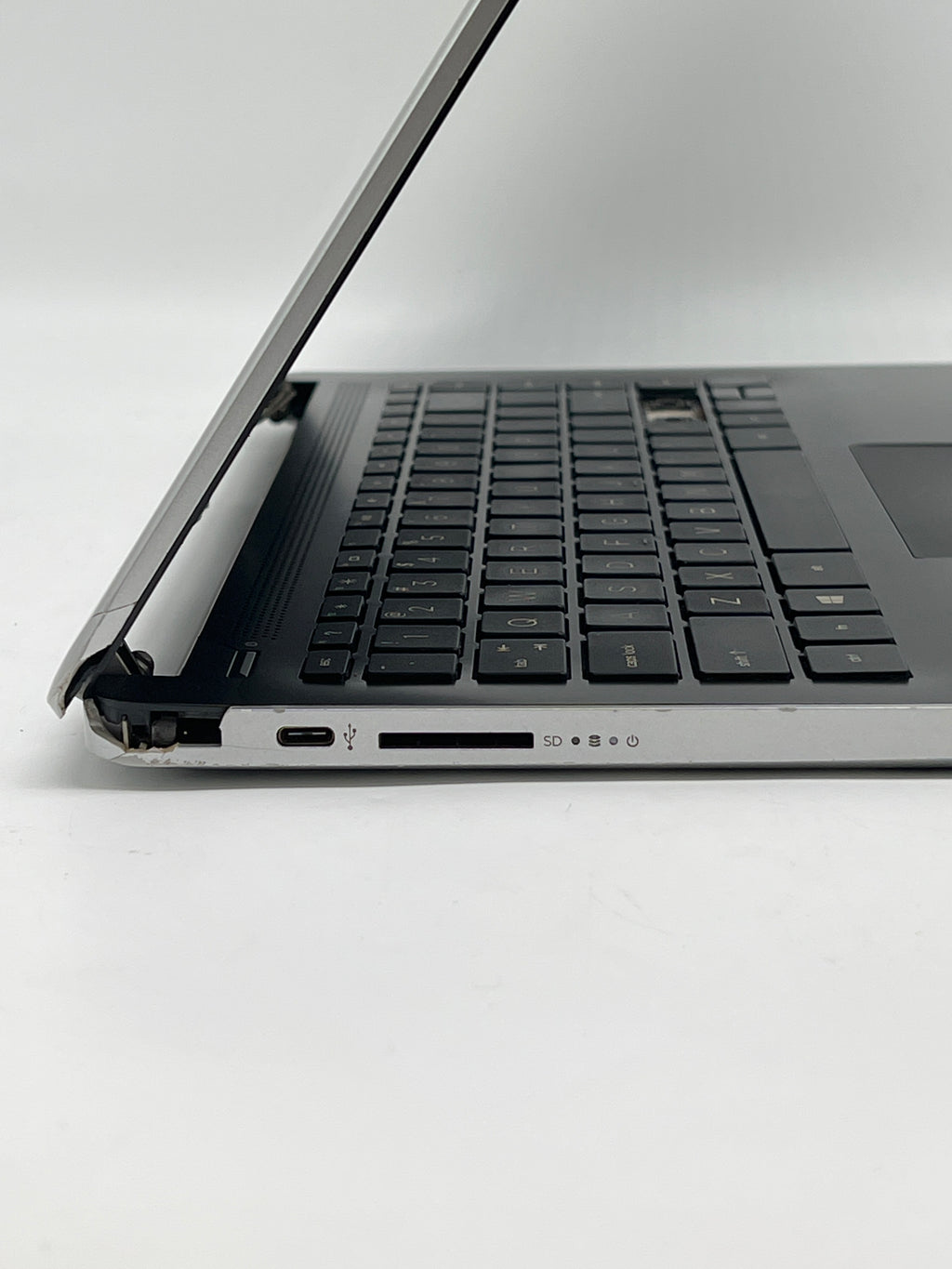 HP 14-cf0052od Core i3-8130U 8GB RAM 128GB SSD - For Parts (Read)