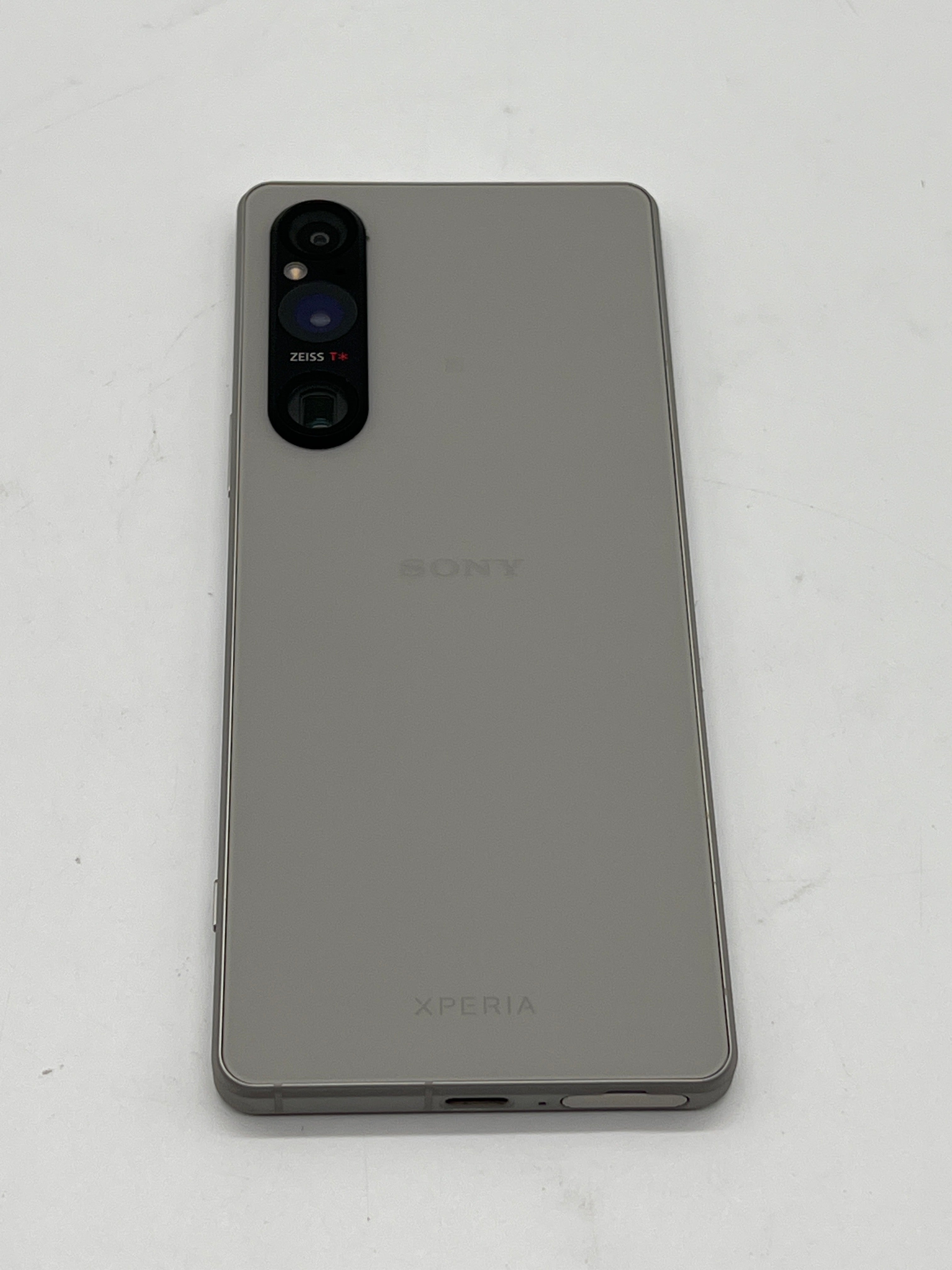 Sony Xperia 1V XQ-DQ44 6.5 Inch 512GB 16GB RAM Dual SIM Unlocked Beige