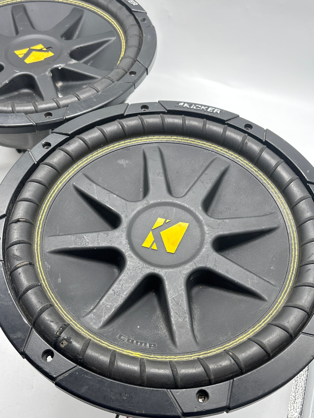 KICKER Comp C12 12in Car Audio Subwoofers Pair 150W RMS 4-Ohm Read