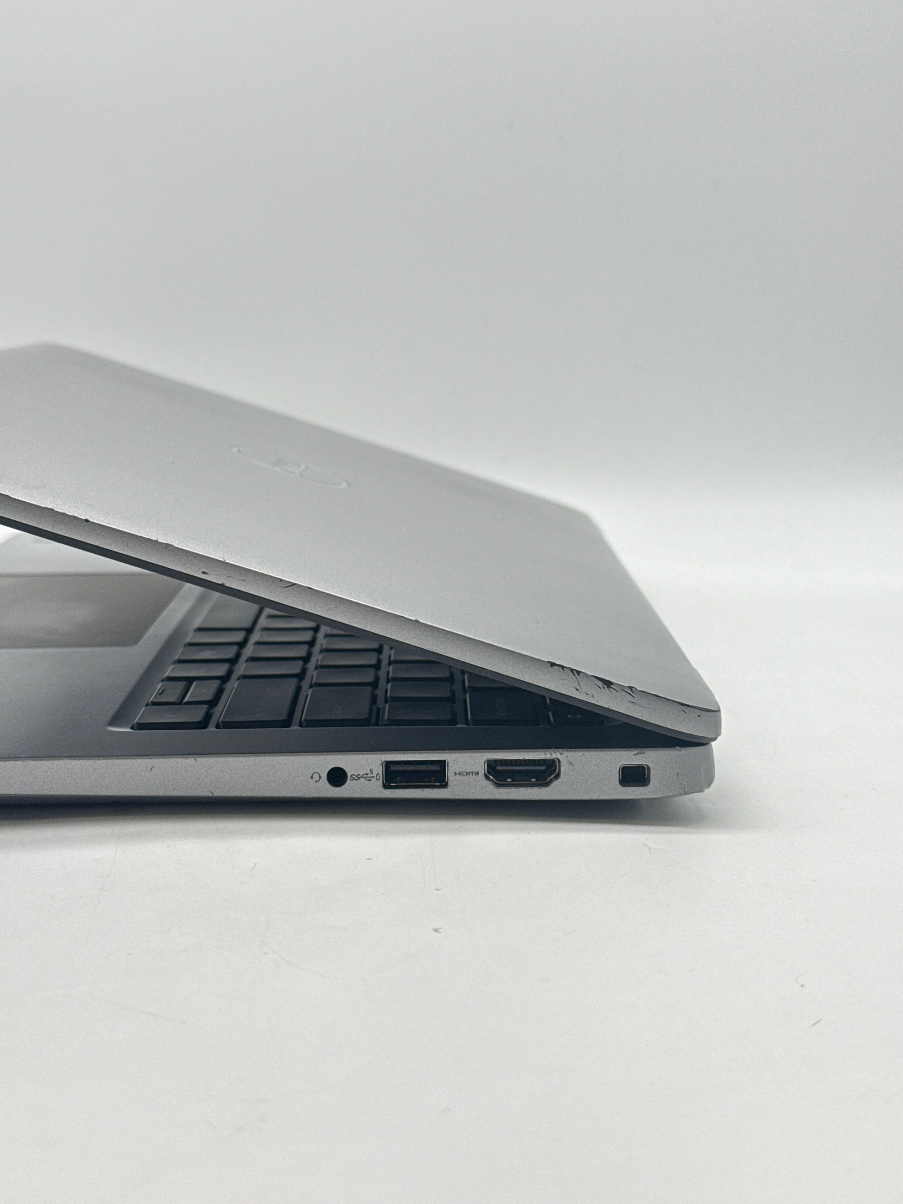 Dell Latitude 5450 Ultra 5 135U 16GB RAM 256GB SSD - Used