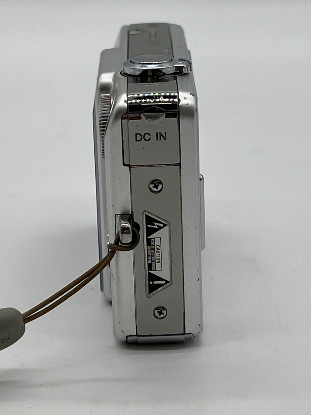 Sony Cyber-shot DSC-W50 Digital Camera 6.0MP Silver with Battery and Charger