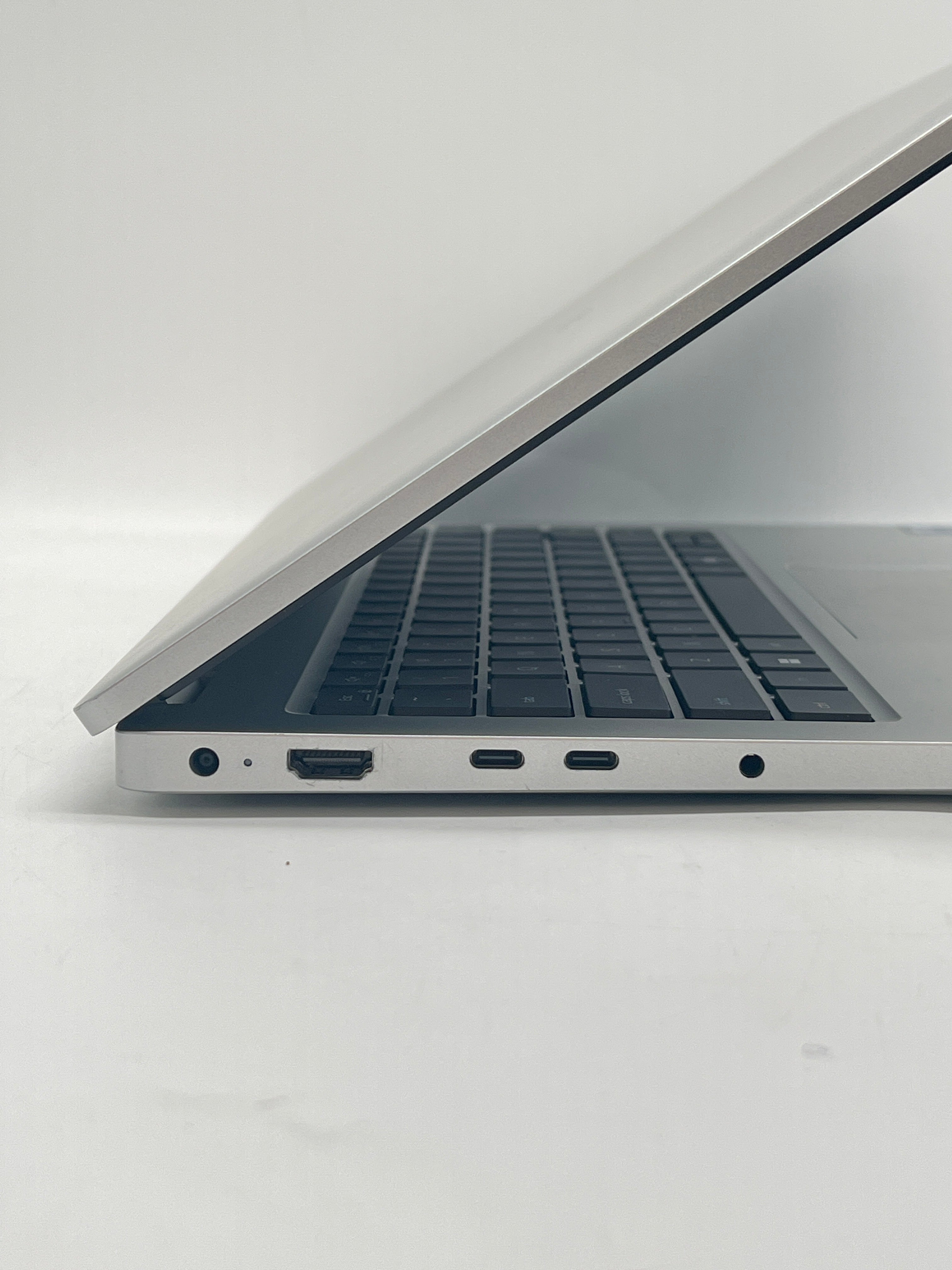 Dell Pro 14 PC14250 Ultra 5 235U 32GB RAM 256GB SSD