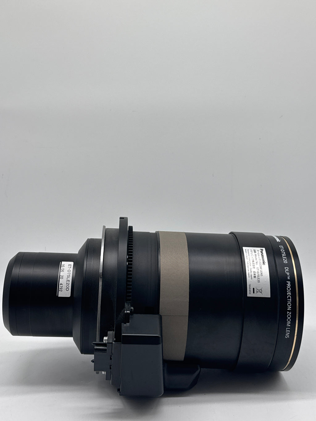 Panasonic ET-D75LE20D 3-Chip DLP Projector Zoom Lens