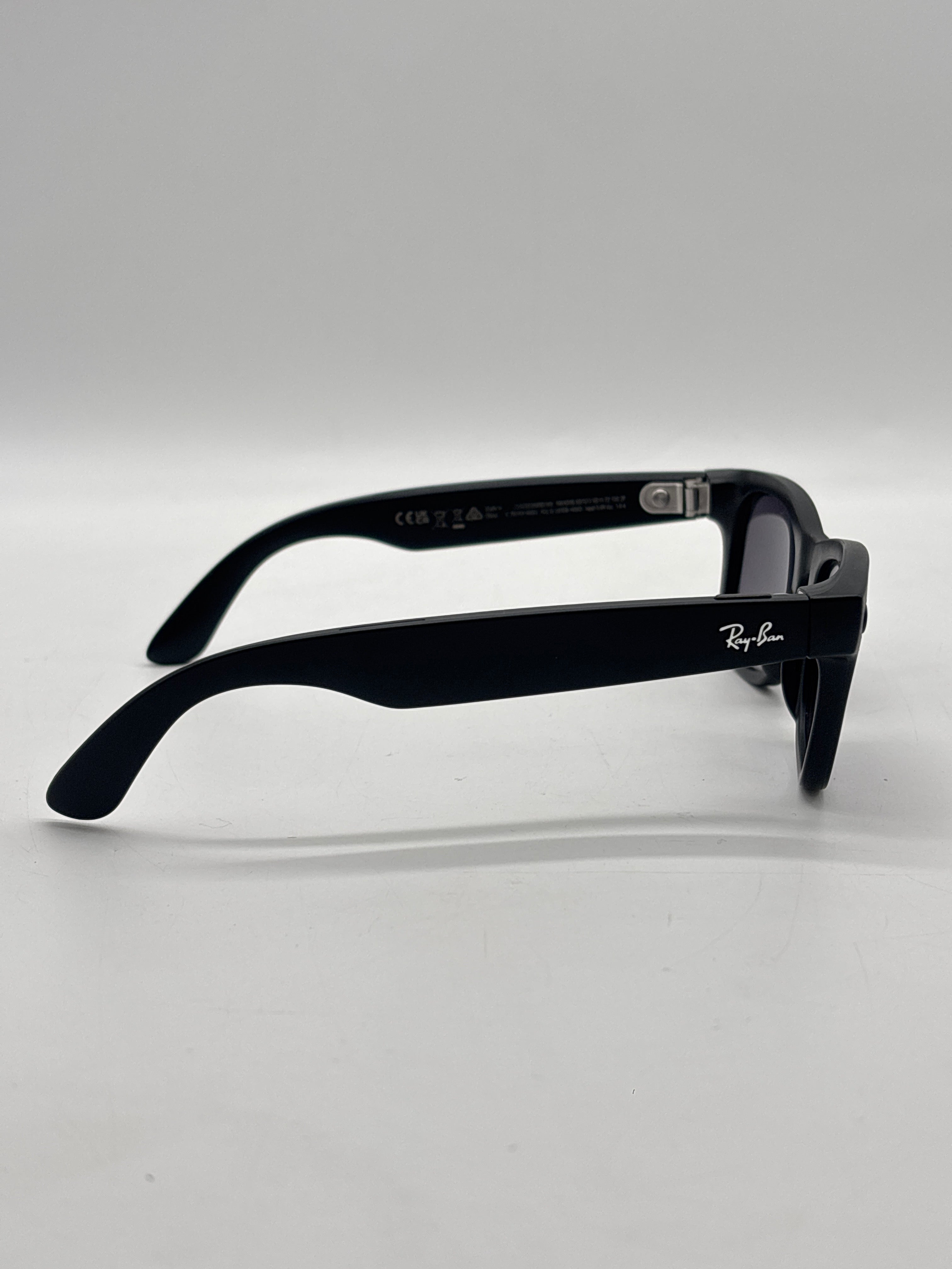 Ray-Ban Meta Wayfarer Smart Glasses RW4006 - No power