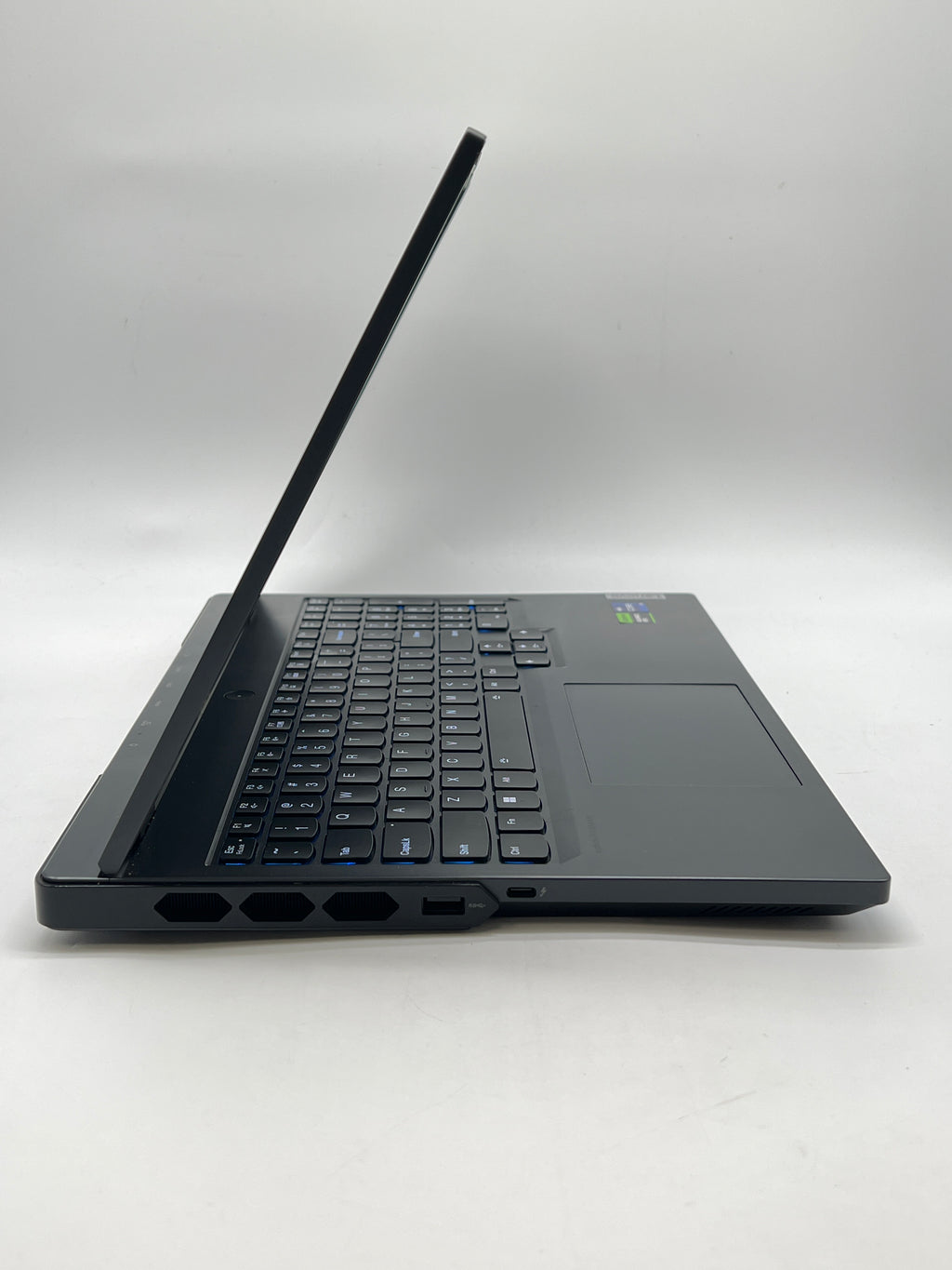 Lenovo Legion Pro 7 i9-13900HX 32GB RAM 1TB SSD GeForce RTX 4080 - Used
