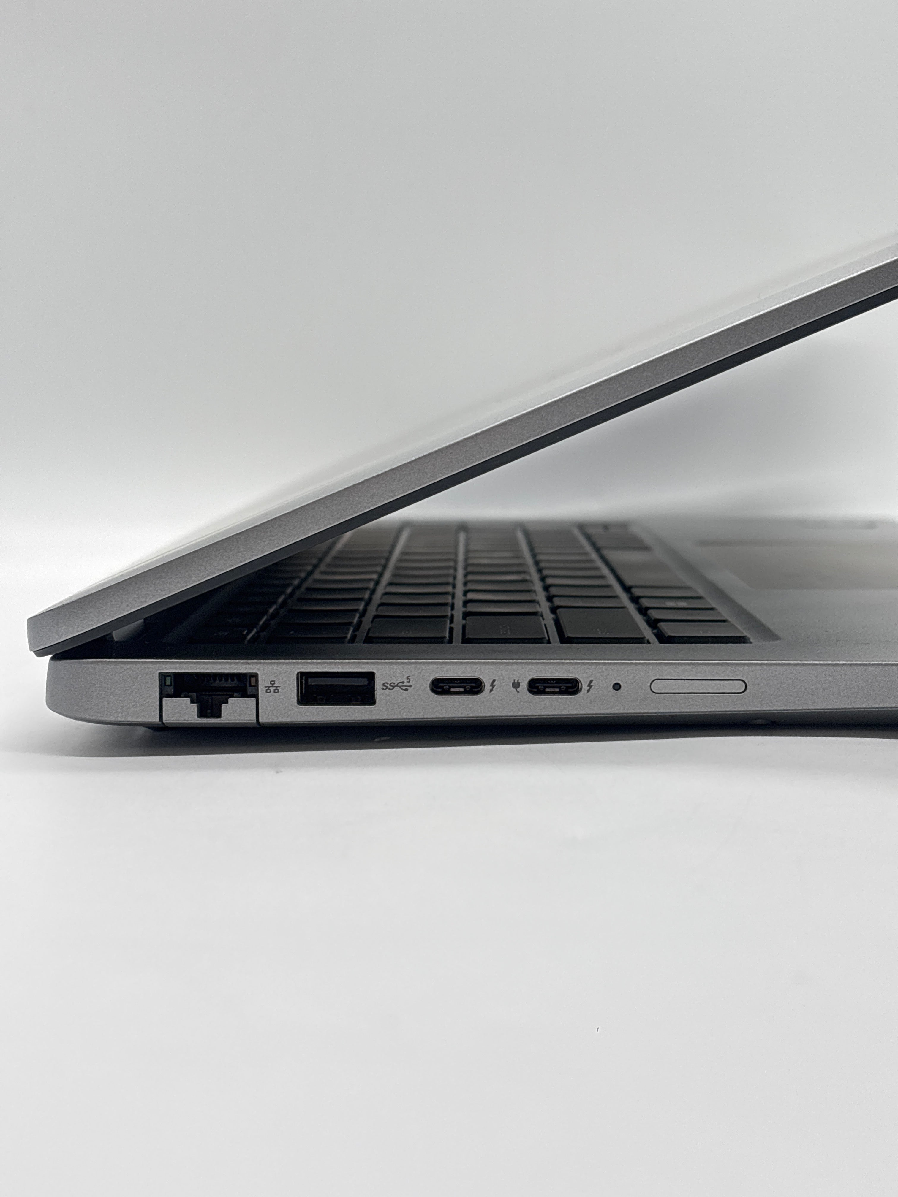 Dell Latitude 5440 i5-1335U 16GB RAM 256GB SSD