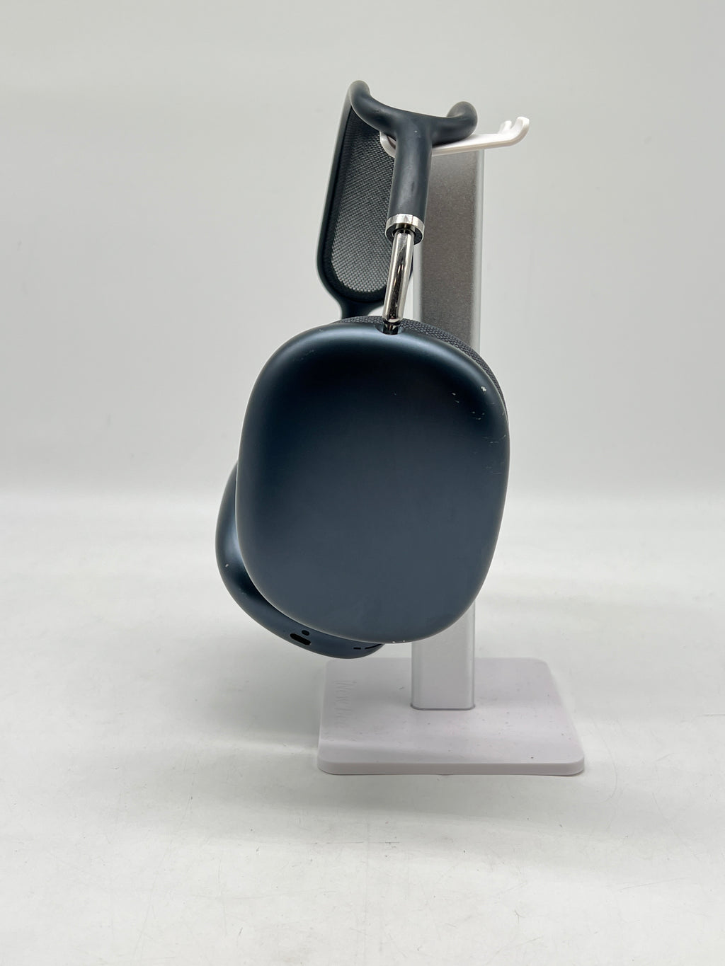 Apple AirPods Max A3184 Headphones USB-C Midnight - Used