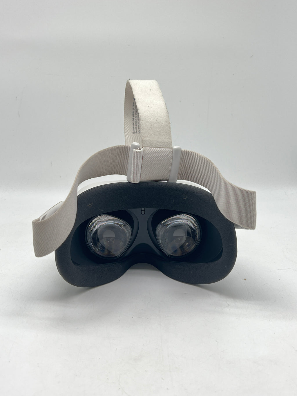 Meta Quest 2 Standalone VR Headset 128GB White Functional W/Controller