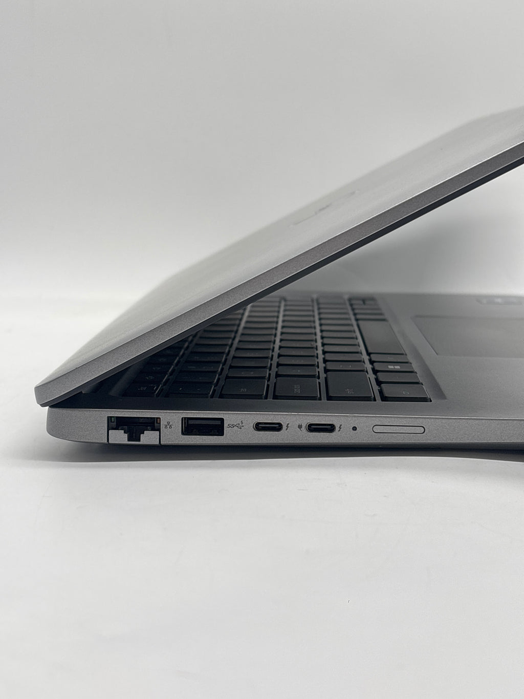 Dell Latitude 5440 14" i5-1335U 16GB RAM 256GB SSD Gray - For Parts