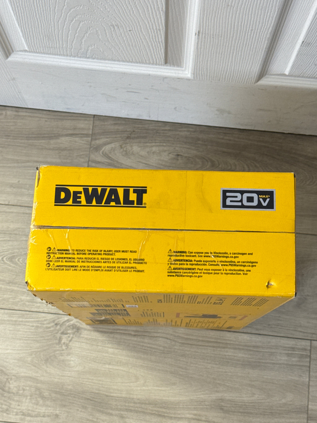 DEWALT DCCS623QQ1 Pruning Chainsaw 20V Cordless Brushless - Open Box