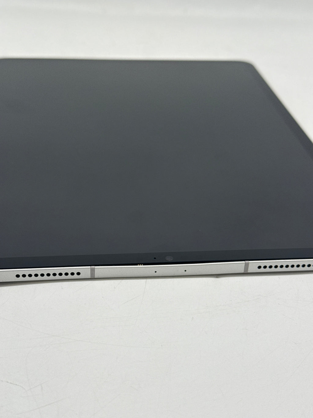 Apple iPad Pro 12.9" 5th Gen 256GB Wi-Fi + Cellular Silver - Loose Display