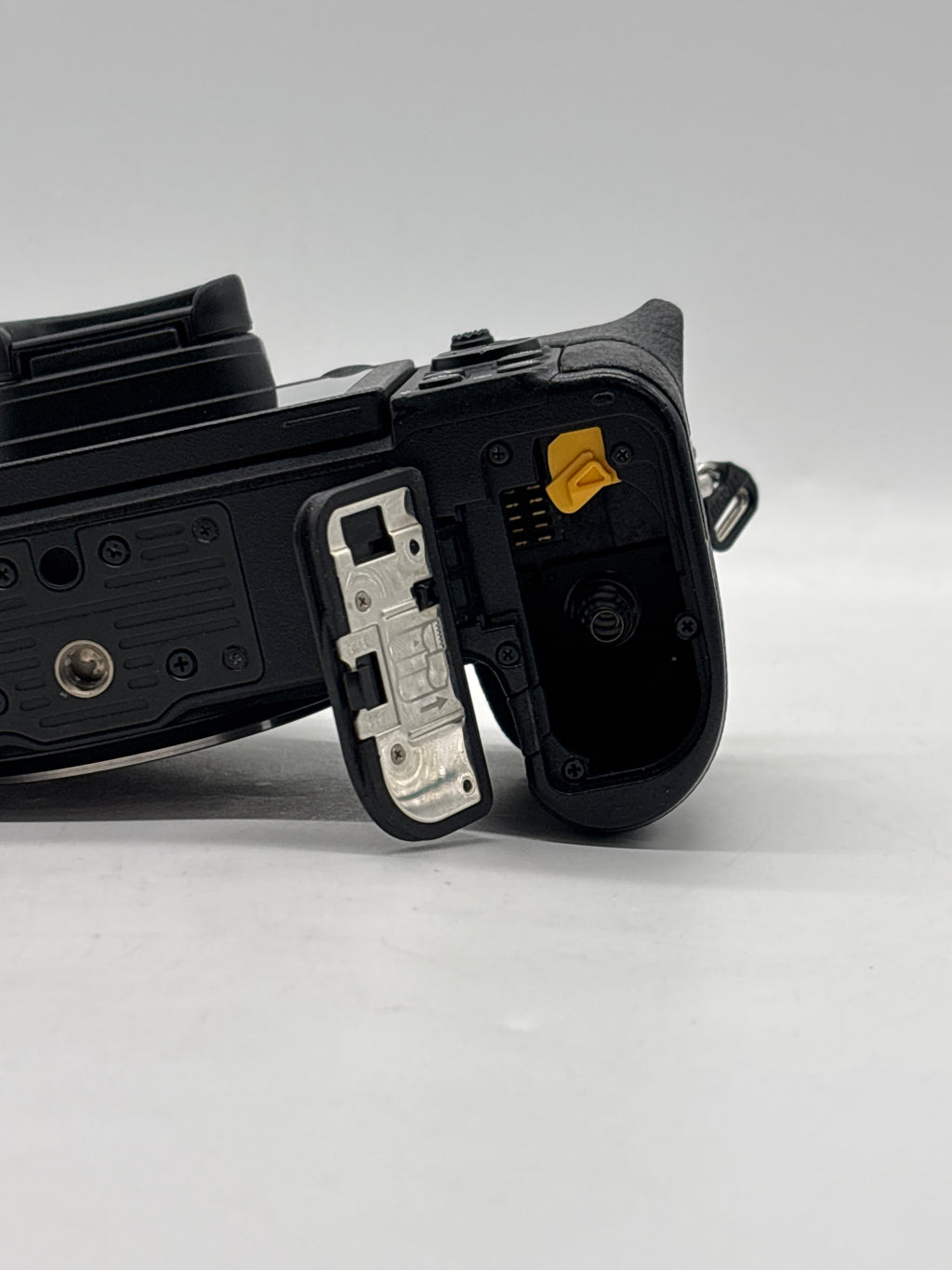 Nikon Z6 Mirrorless Body Only Black - Used