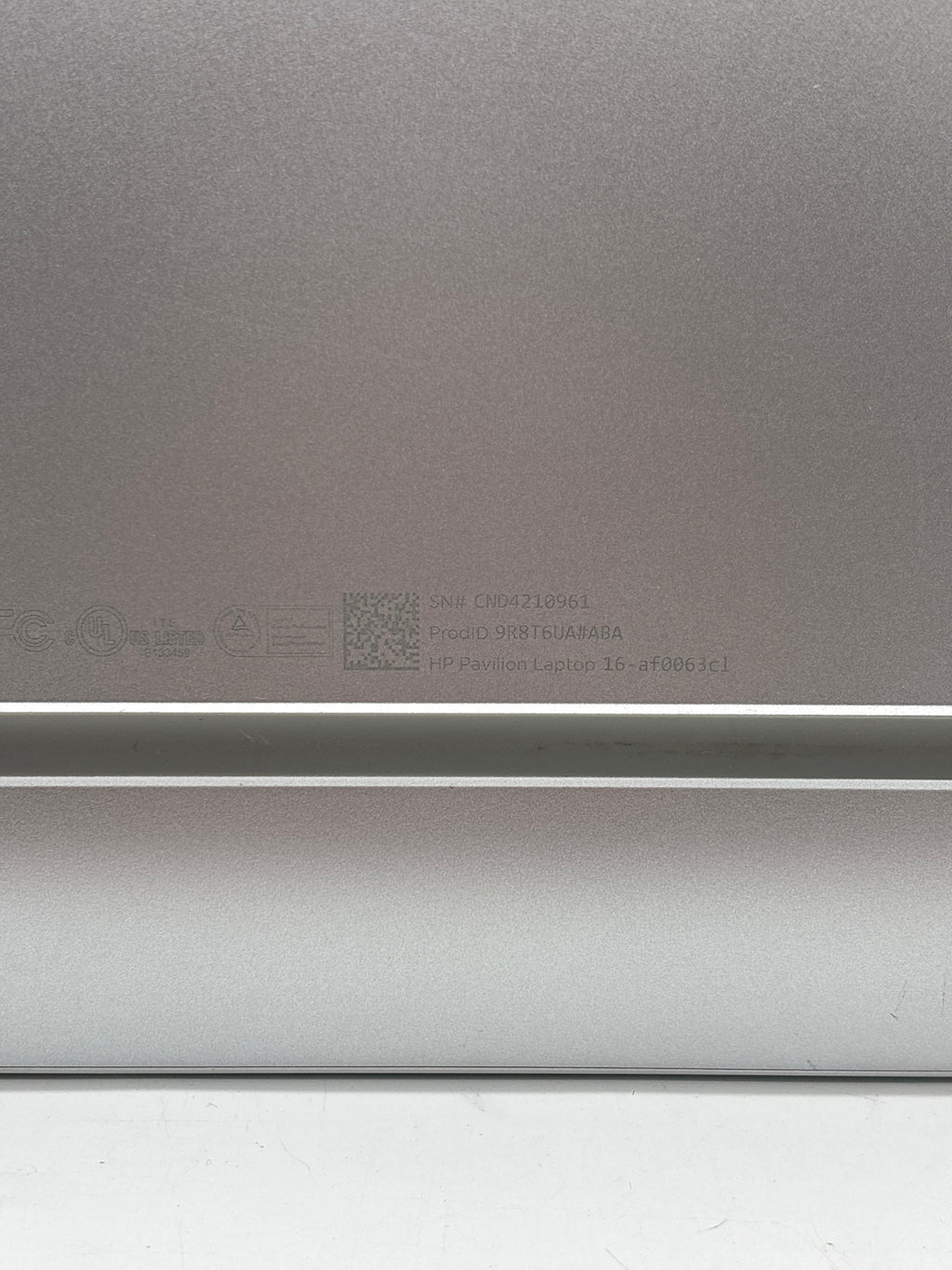 HP Pavilion 16-af0063cl Core 5 120U 16GB RAM 1TB SSD