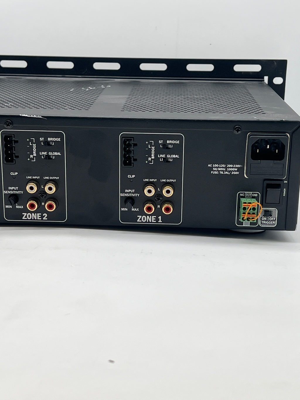 Control4 C4-AMP104 Power Amplifier 4 Channels Black - Used