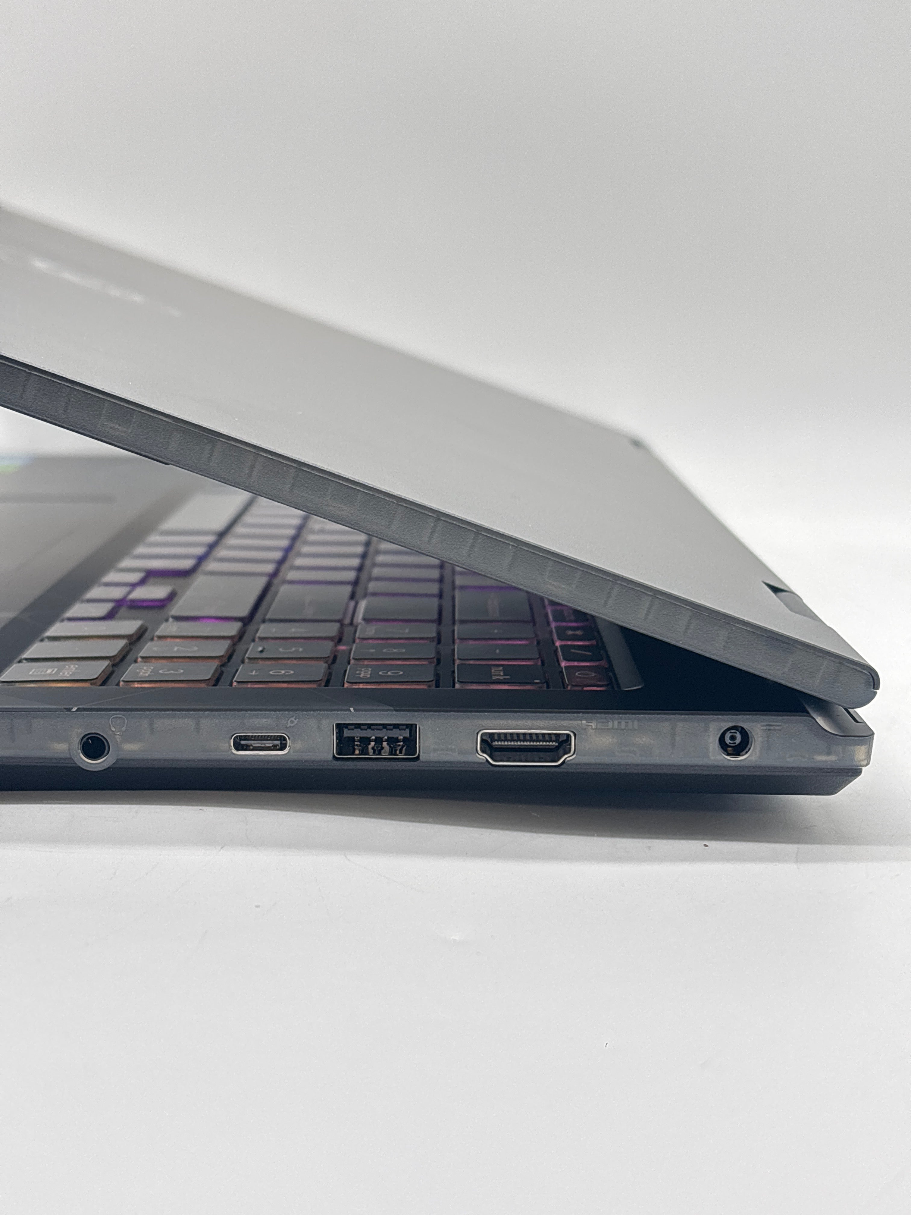 MSI Cyborg 15 B2RWFKG 15.6" Core 7 240H 16GB RAM 512GB SSD RTX 5060 - Used