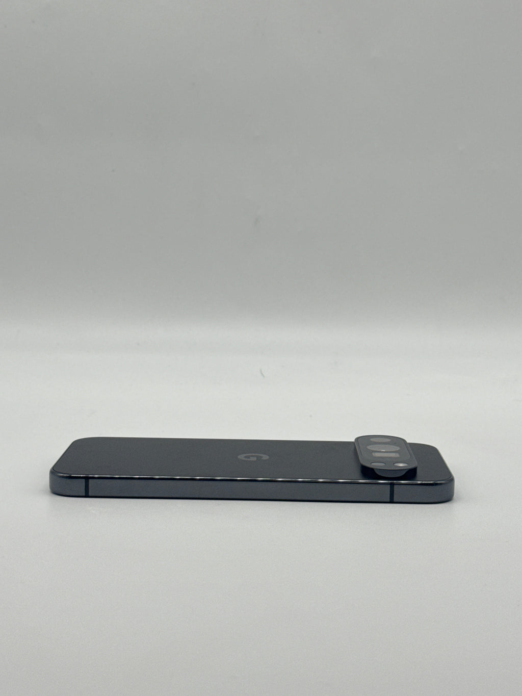 Google Pixel 9 Pro 6.3" 128GB 16GB RAM Unlocked - Used