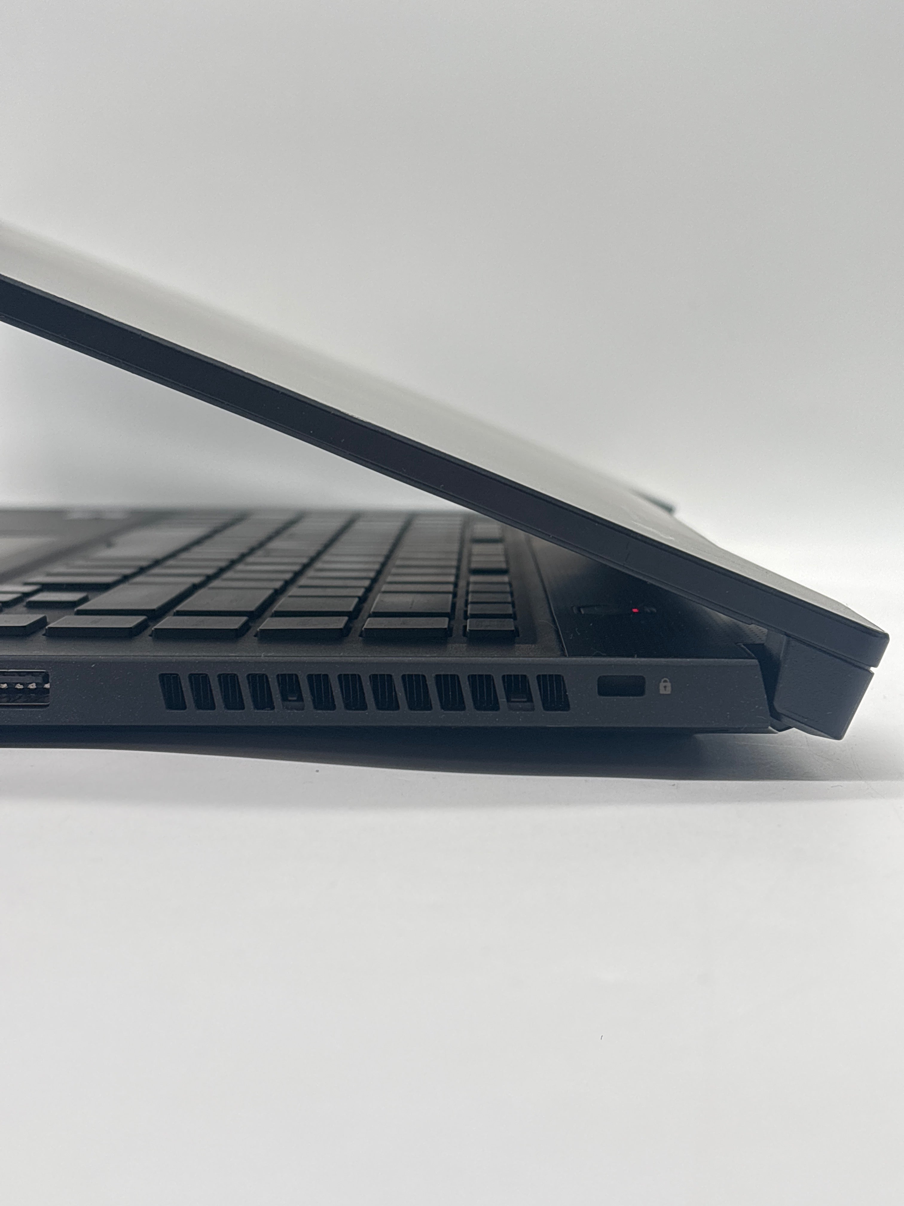 Asus GU502L i7-10750H 16GB RAM 1TB SSD RTX 2060