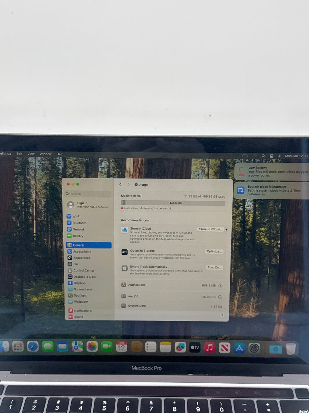 Apple MacBook Pro 13" A2289 Core i5 8GB RAM 128GB SSD - READ