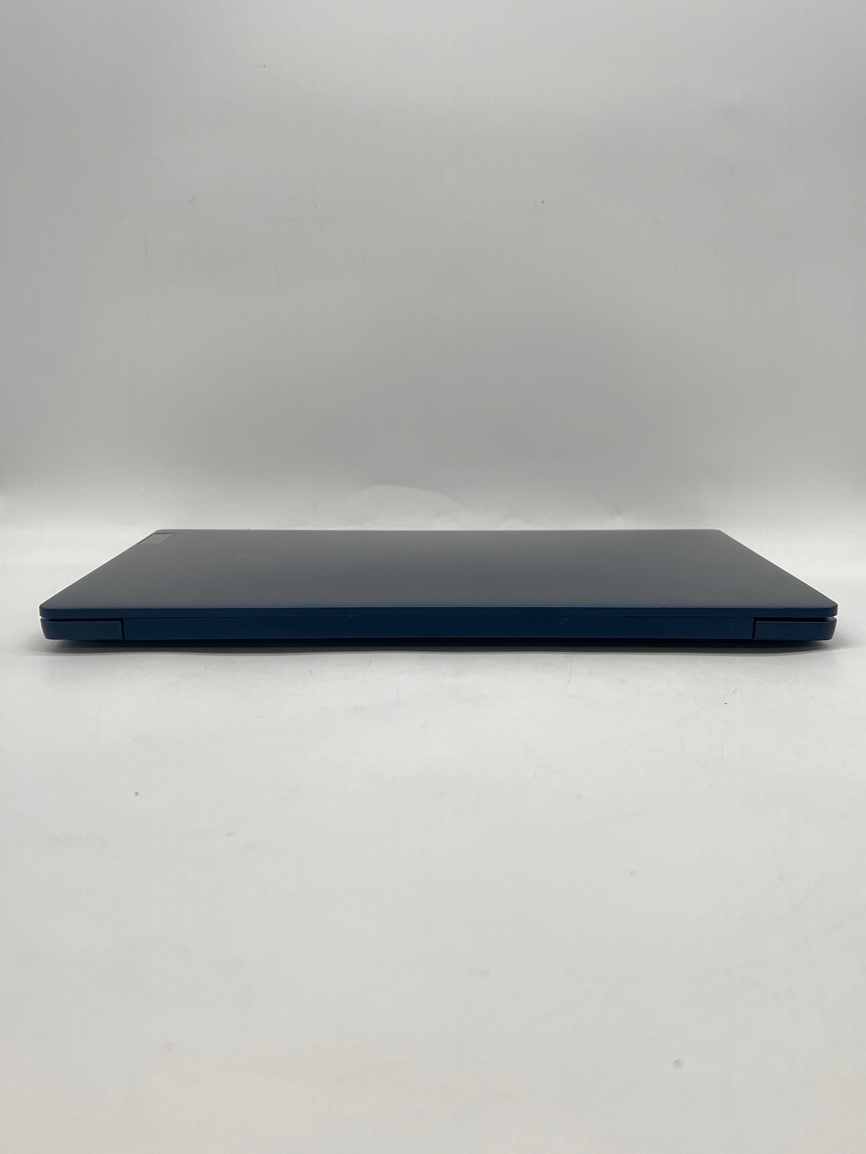 Lenovo IdeaPad Slim 3 15.6" i3-N305 8GB 256GB - Used