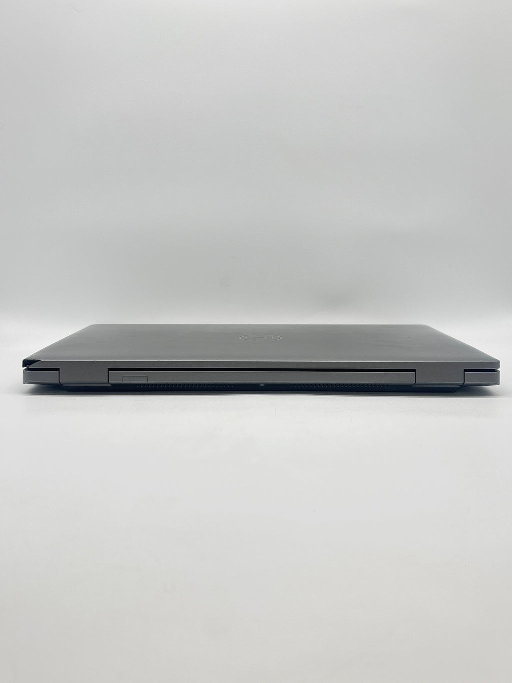 Dell Latitude 5530 i5-1245U 16 GB RAM 512 GB SSD - For Parts (Crack on Corner)