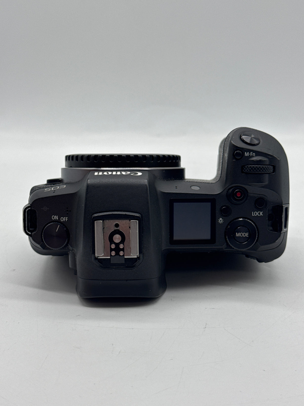Canon EOS R Mirrorless Camera w/ Lens Black - Used