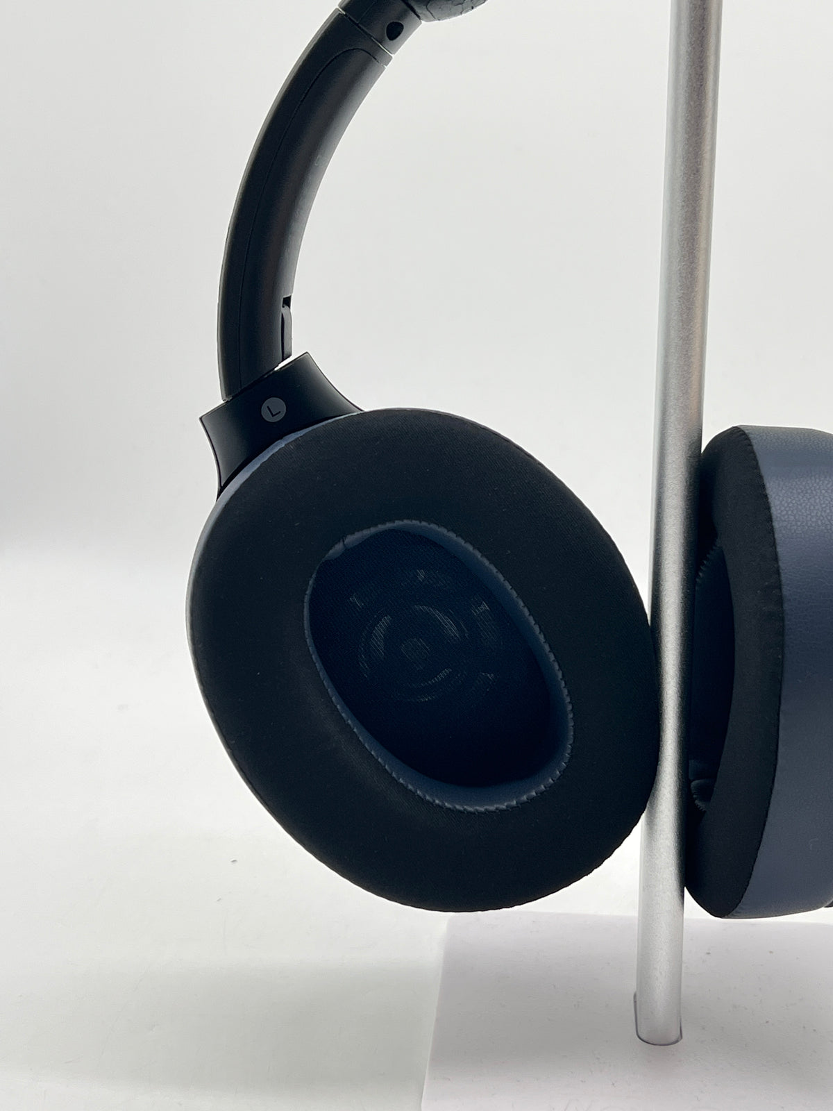 Sony WH-XB900N Wireless Headphones Noise Cancelling Black - Used