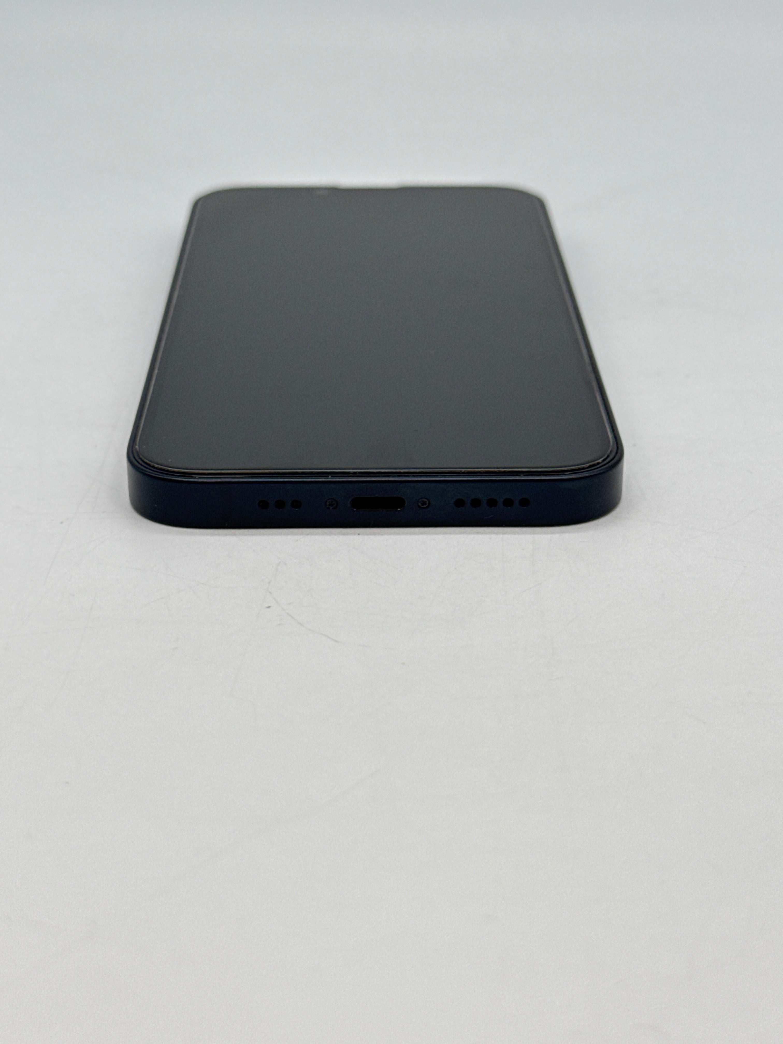 Apple iPhone 13 128GB Unlocked Midnight - Used