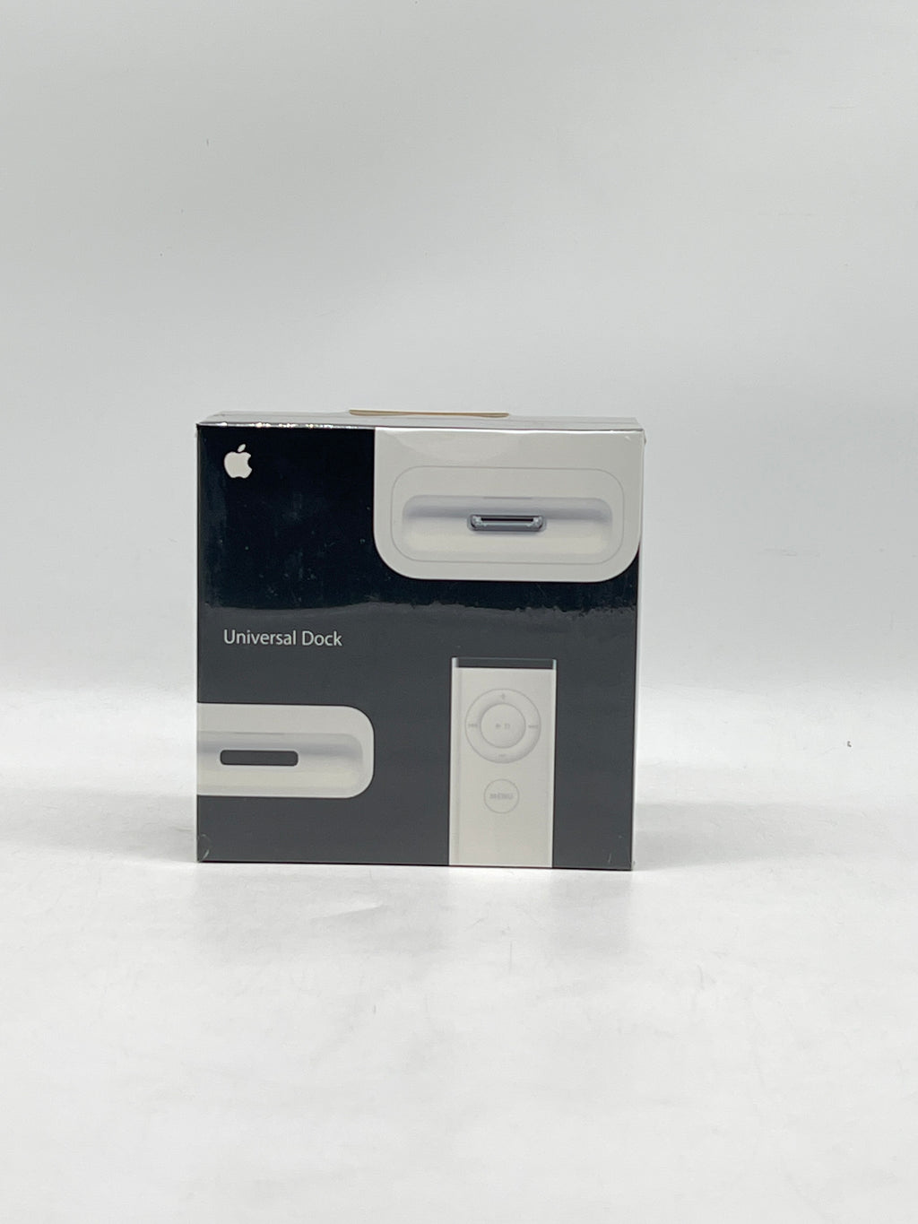 Apple Universal Dock for iPod/iPhone MB125G/A White NIB with Remote Control