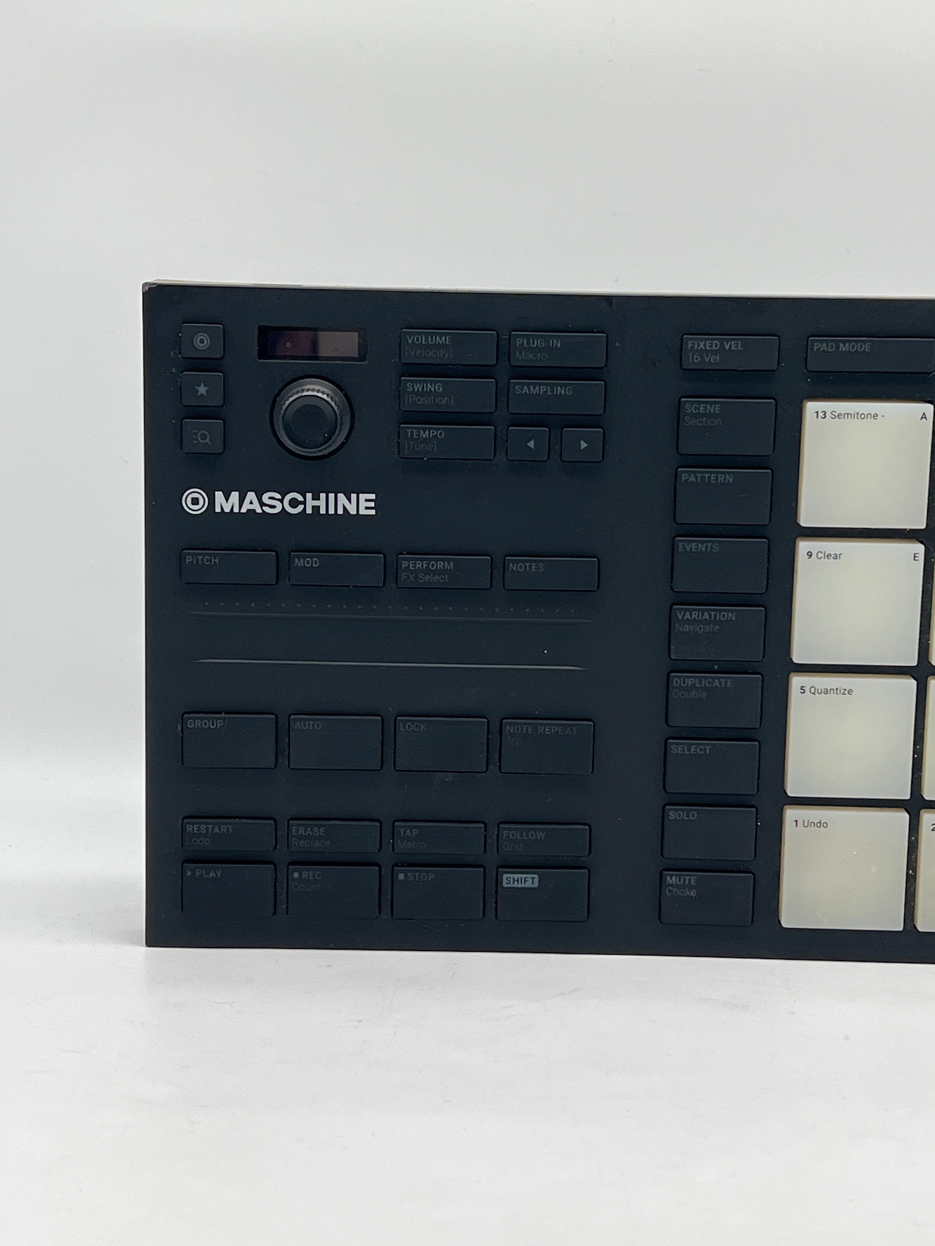 MASCHINE MIKRO MK3 Portable MIDI Interface - Used