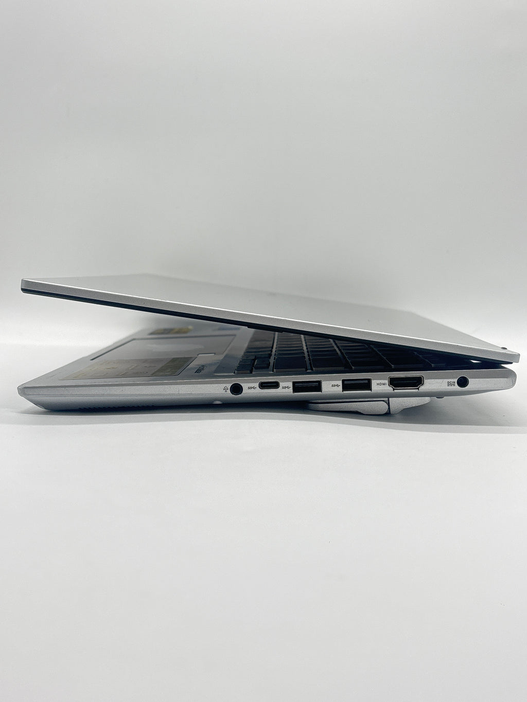 Asus VivoBook A1403Z i5-12500H 24GB RAM 512GB SSD - For Parts (Read DESC)