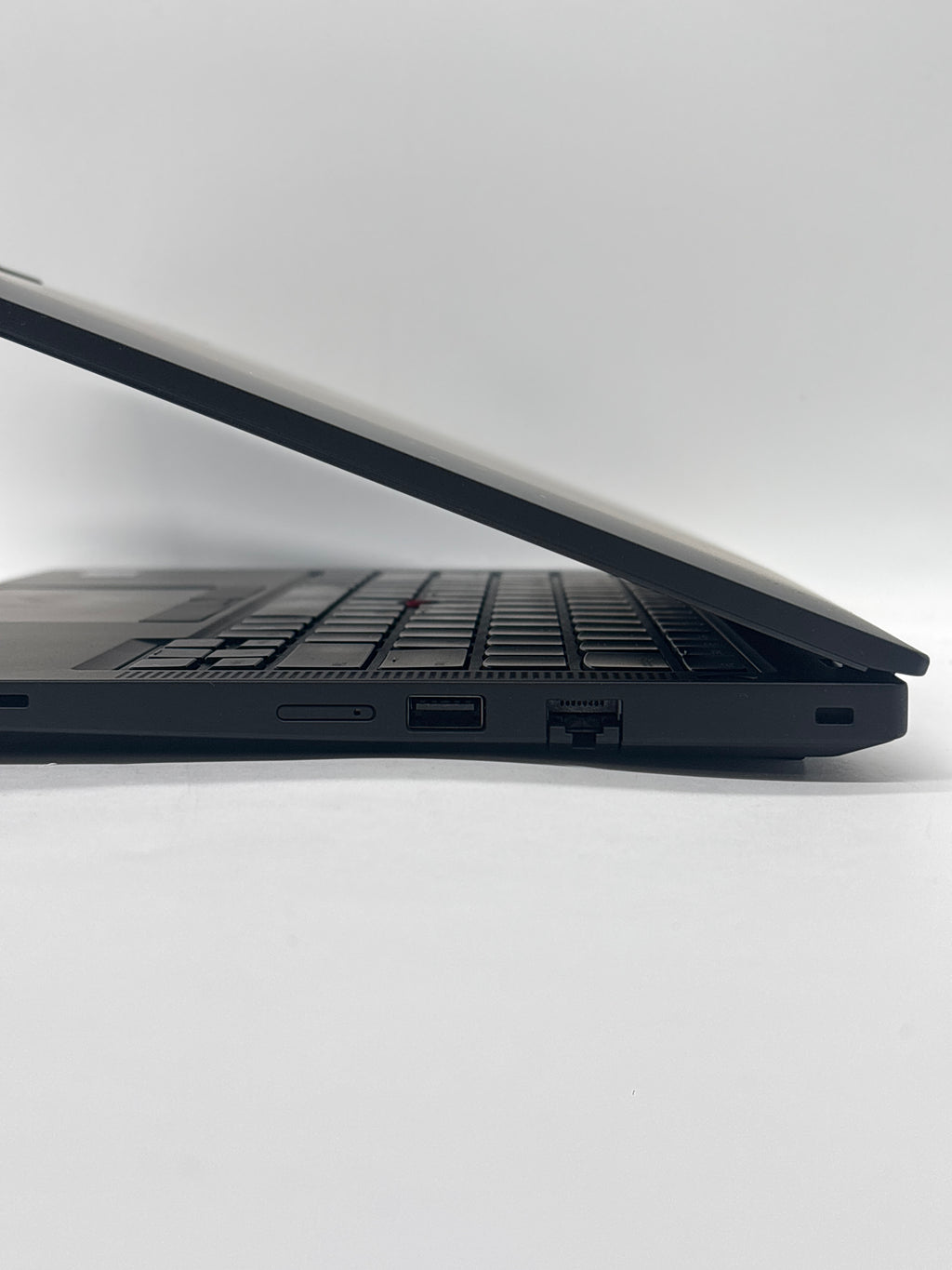 Lenovo ThinkPad T14 Gen 5 Ryzen 5 PRO 8540U 32GB RAM 512GB SSD - For Parts (Read)